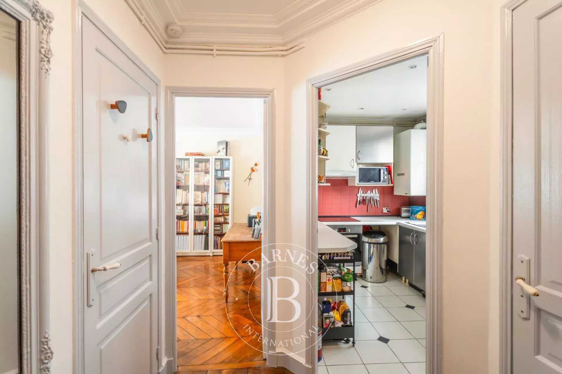 Paris  - Apartment 3 Bedrooms