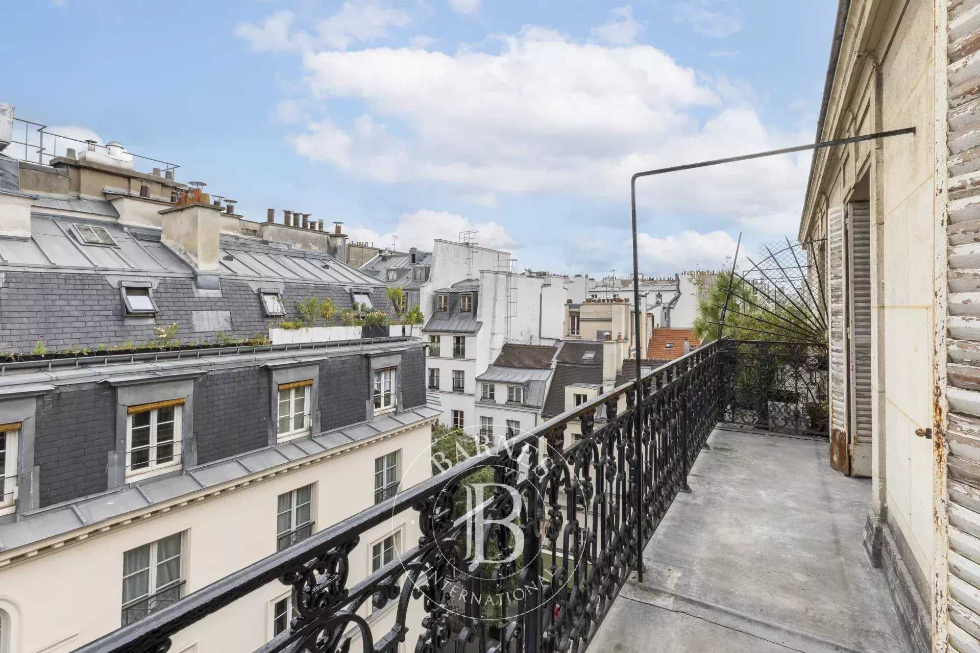 Paris  - Appartement 3 Pièces 2 Chambres
