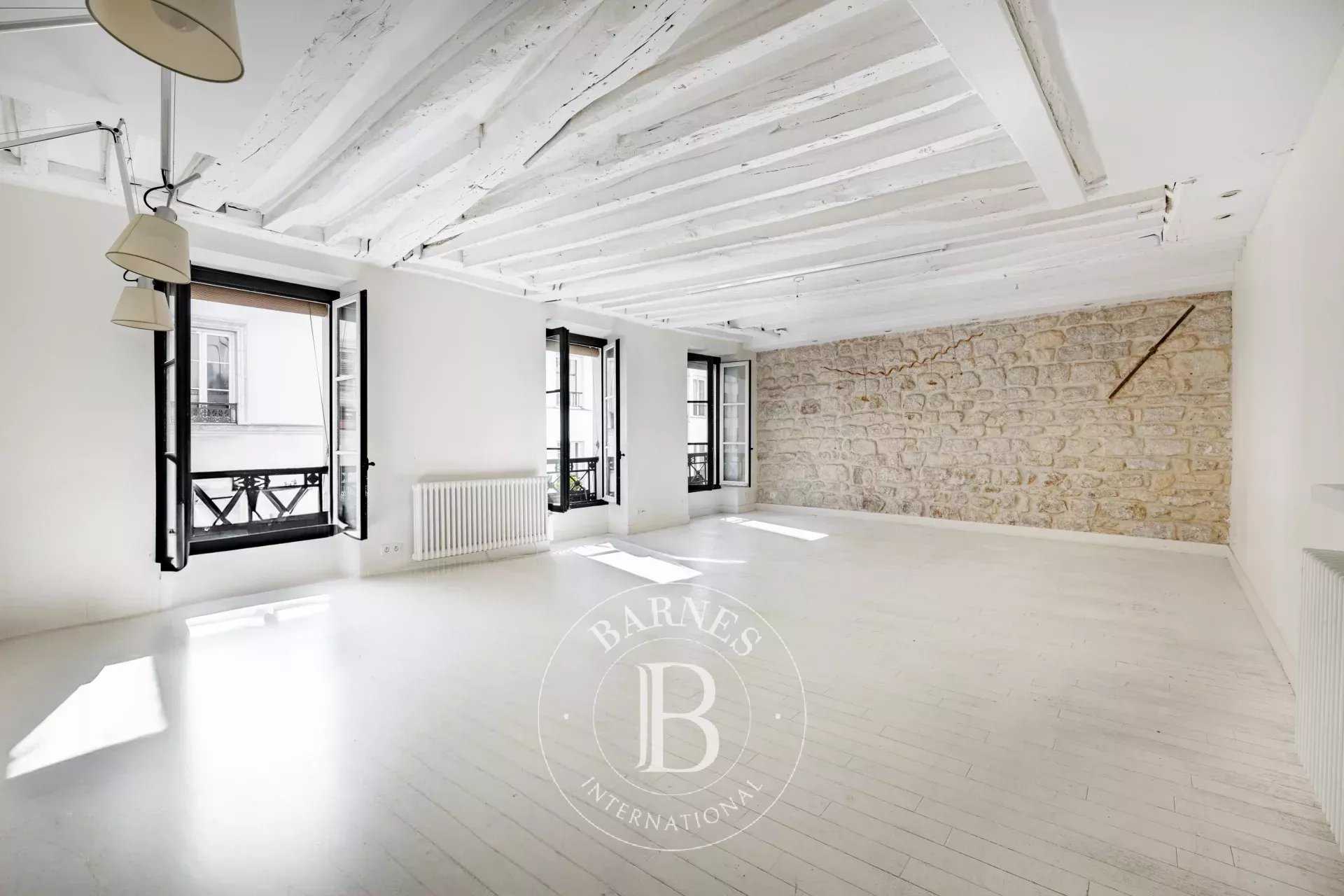 Paris  - Apartment 2 Bedrooms