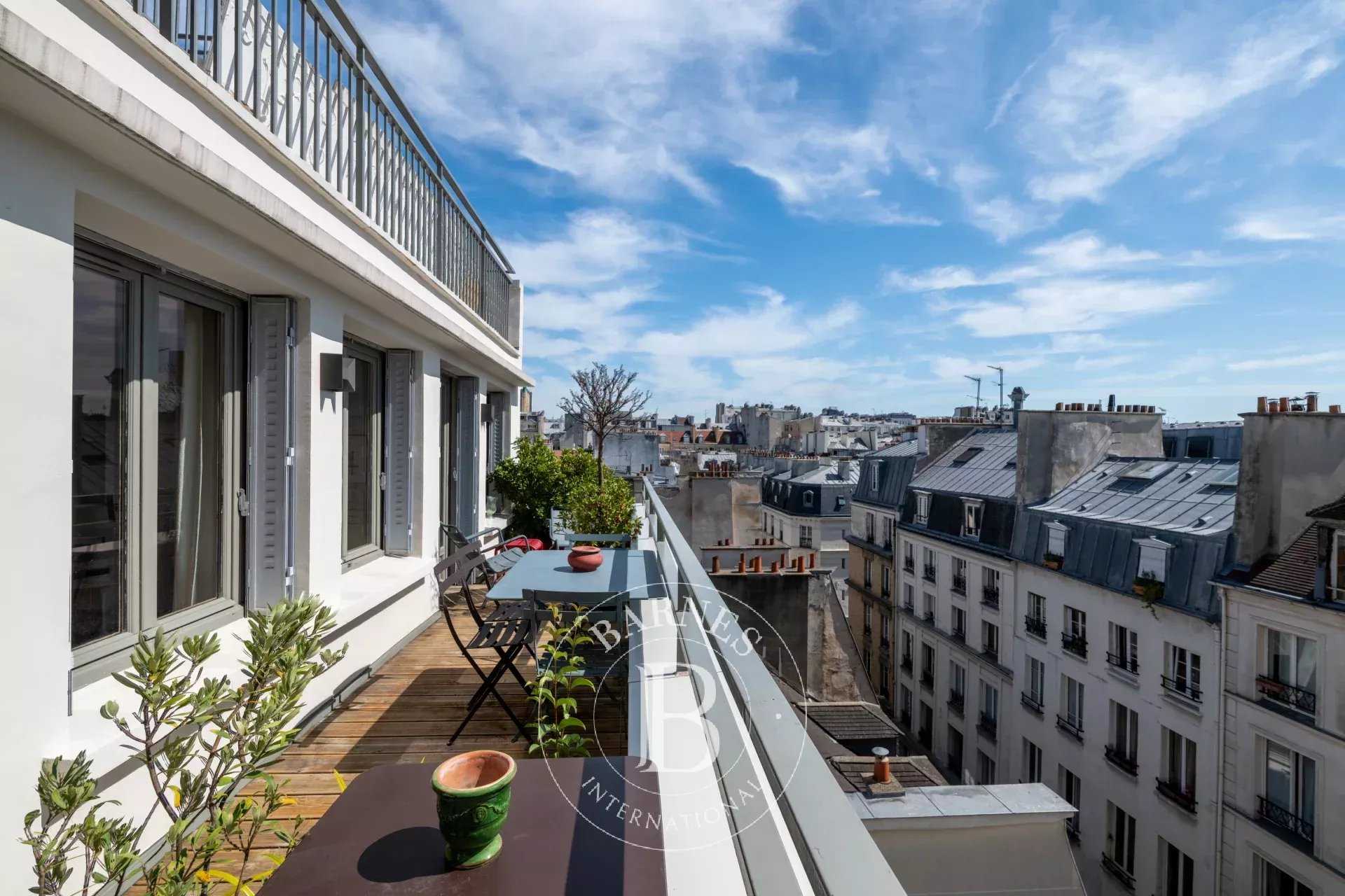 Paris  - Appartement 3 Pièces, 1 Chambre