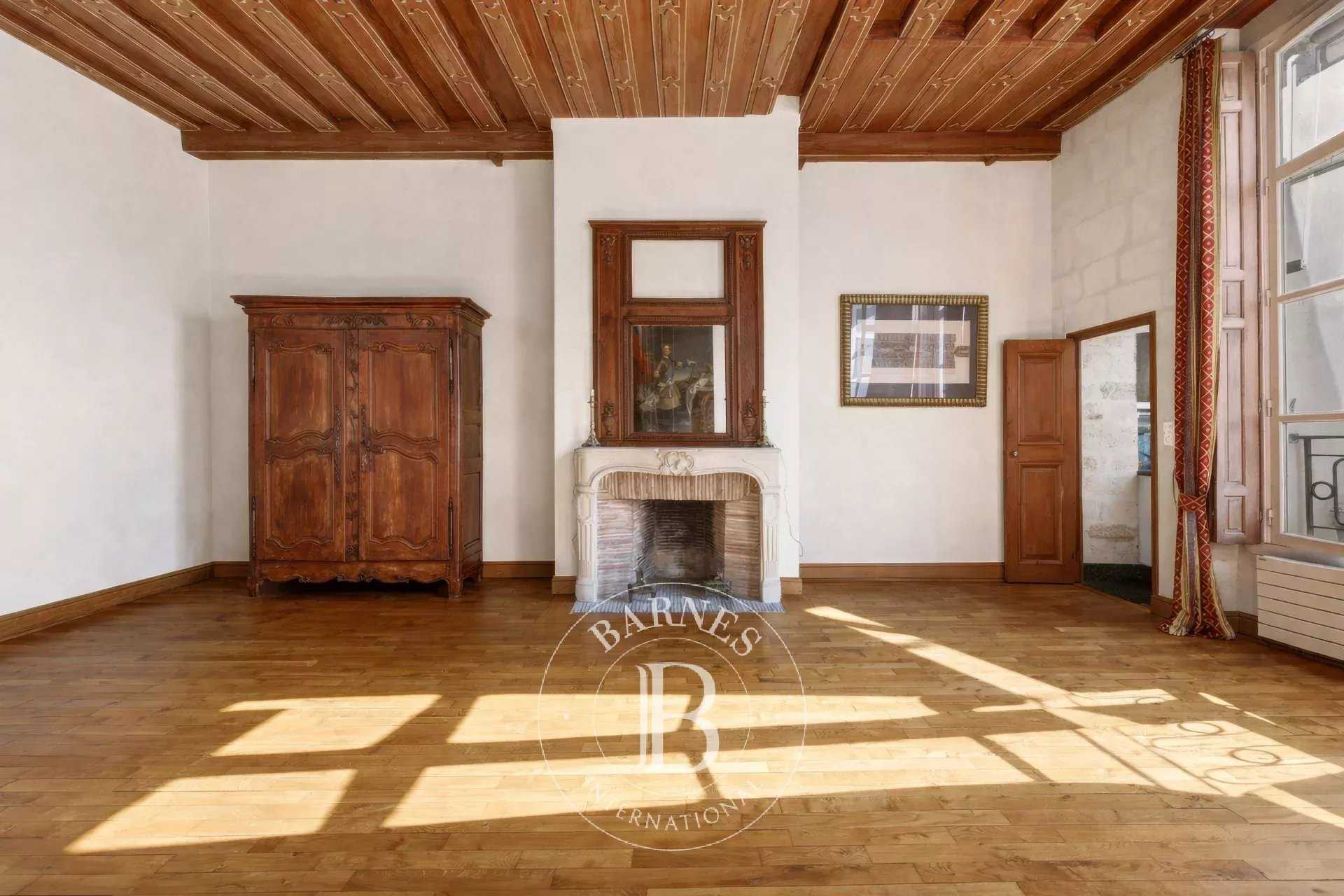 Paris  - Appartement 2 Pi&egrave;ces, 1 Chambre