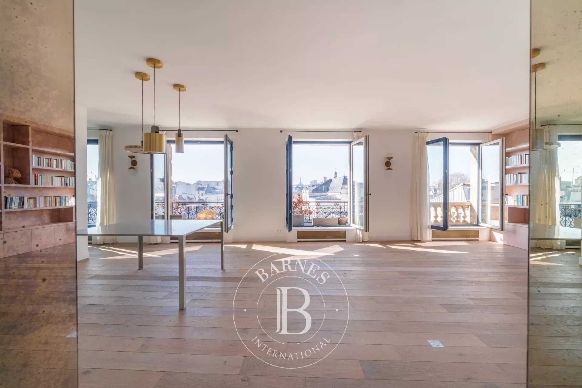 Paris  - Apartment 2 Bedrooms