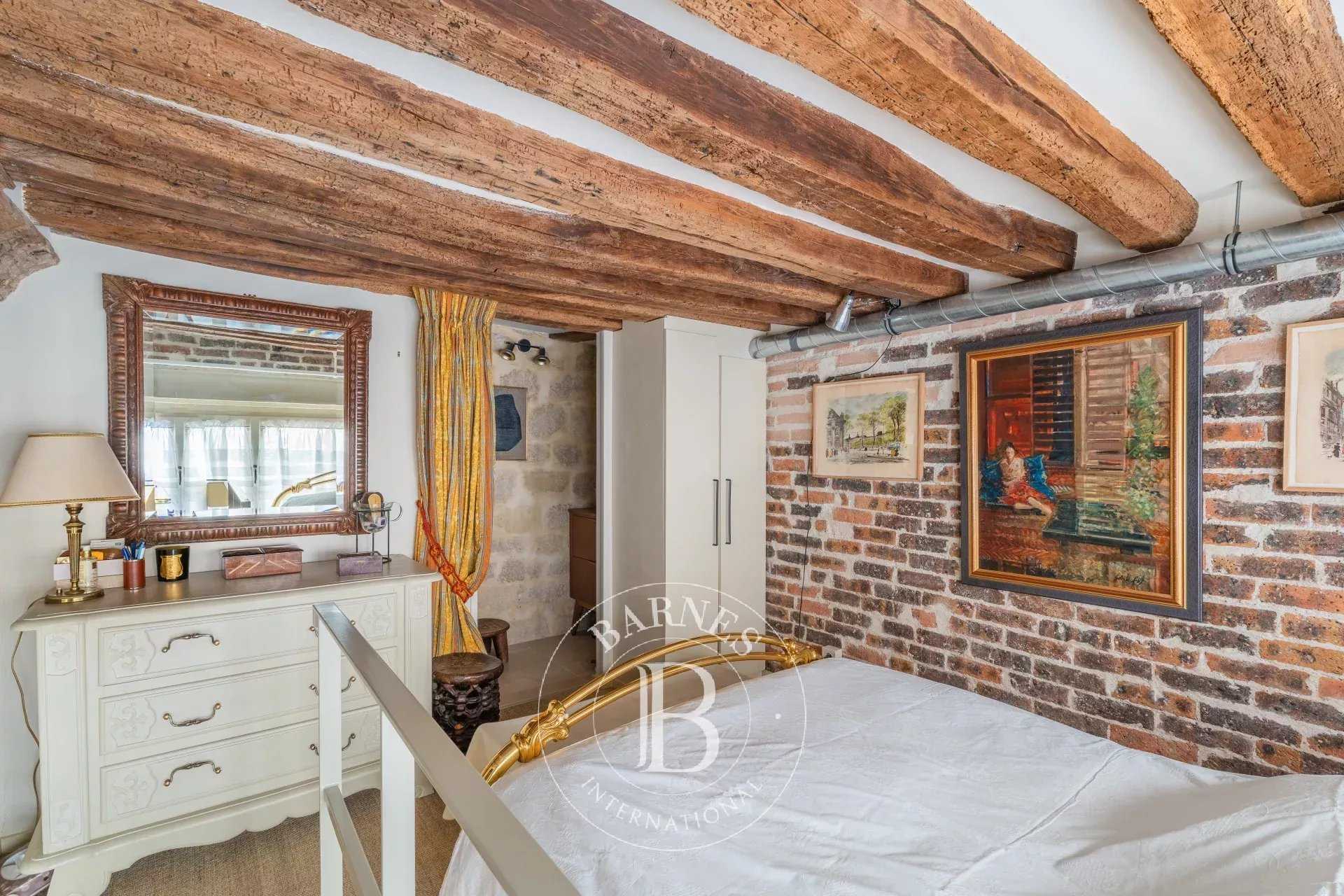 Paris  - Appartement 1 Pièce, 1 Chambre
