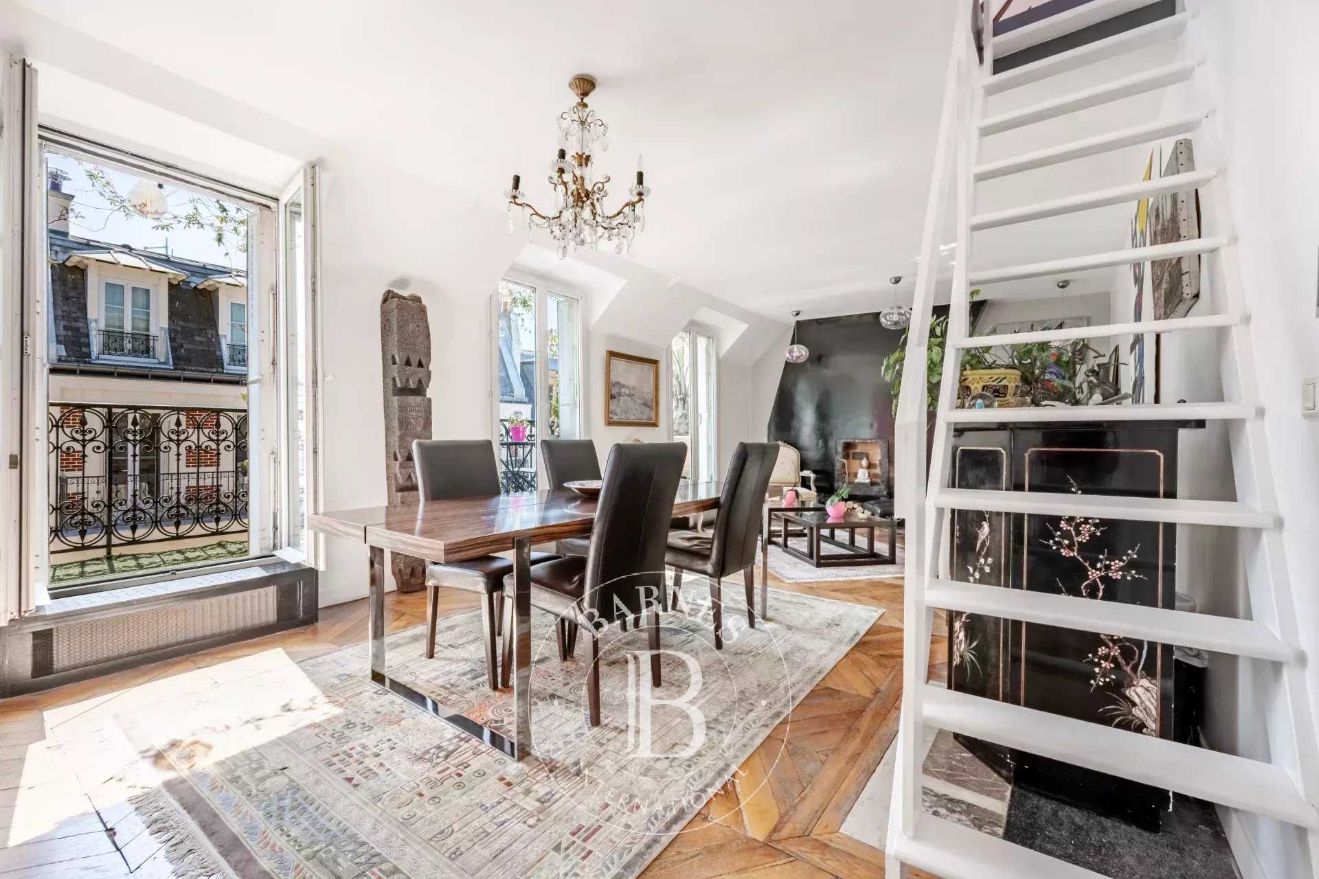 Paris  - Apartment 3 Bedrooms