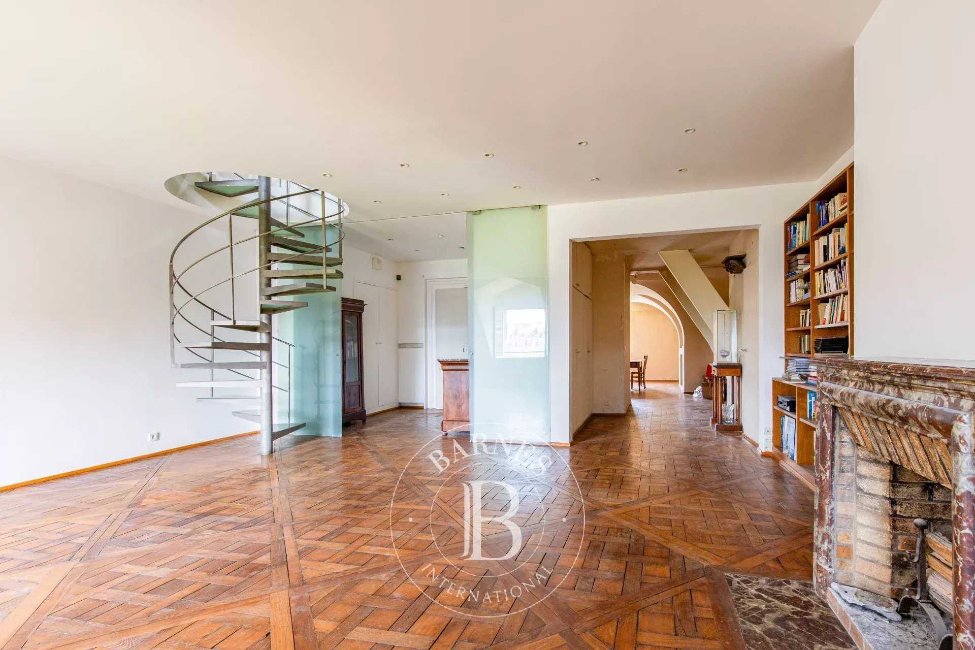 Paris  - Piso 6 Cuartos 3 Habitaciones