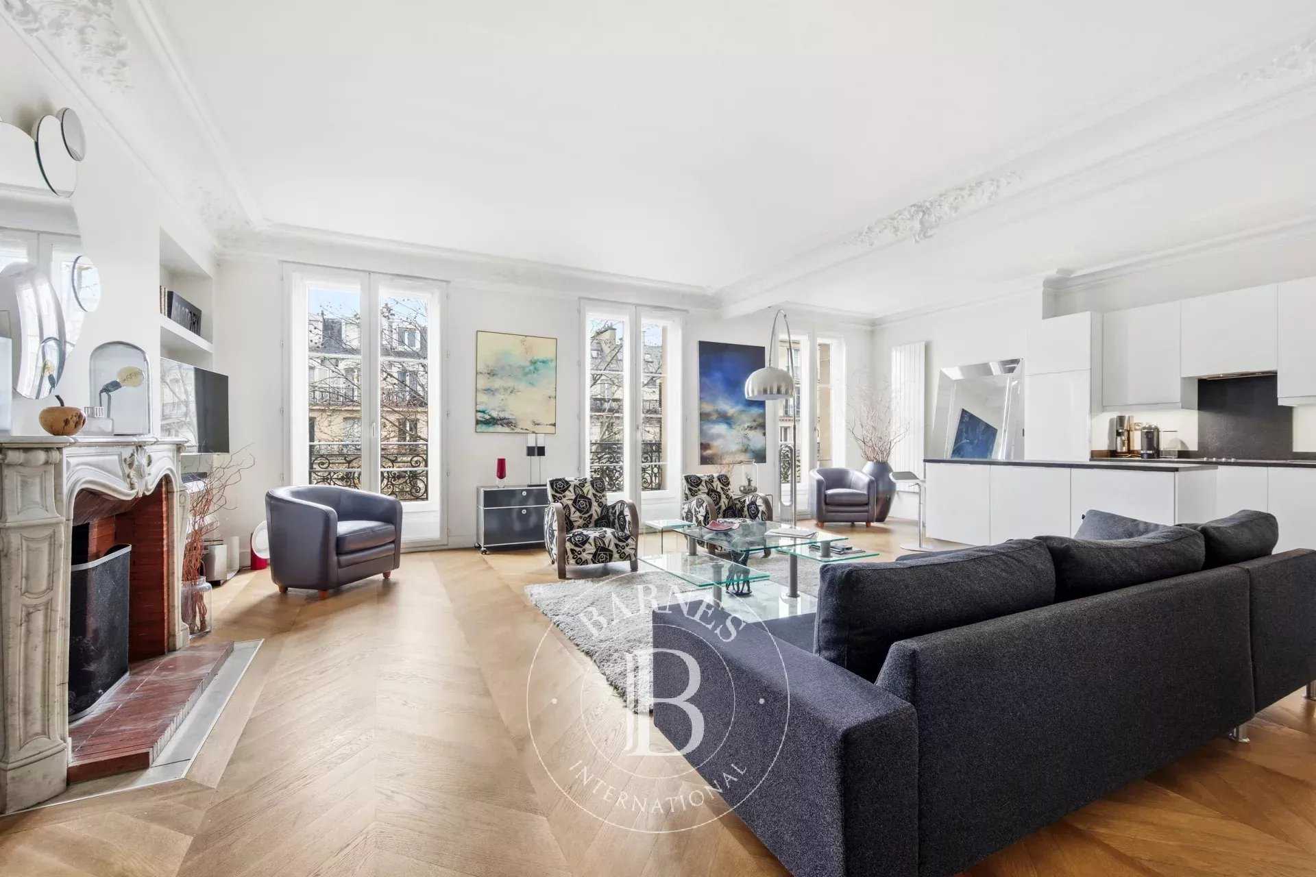 Paris  - Apartment 2 Bedrooms