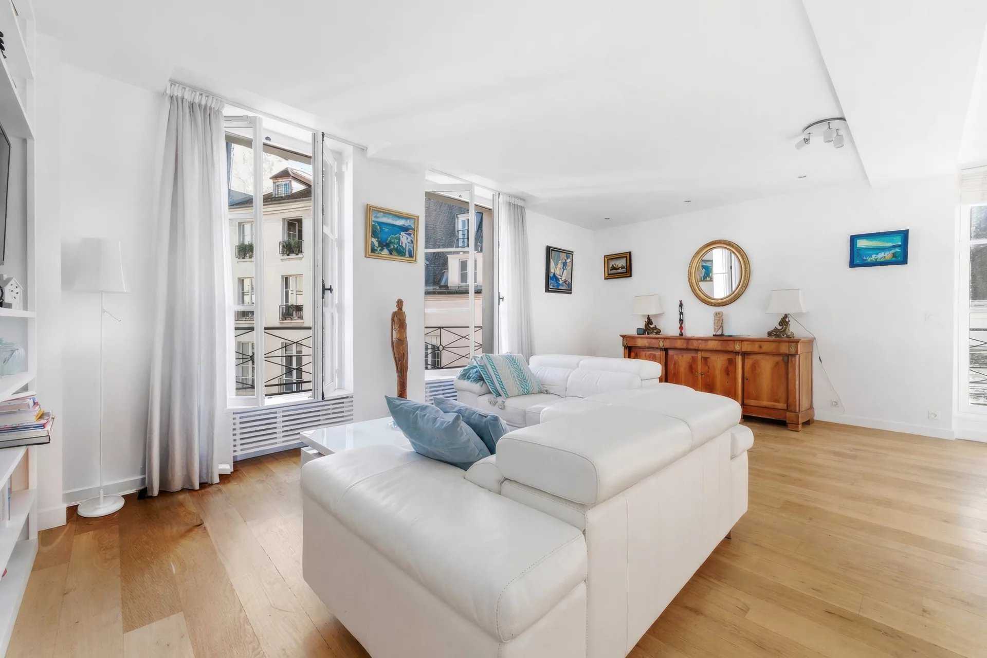 Paris  - Appartement 3 Pi&egrave;ces 2 Chambres