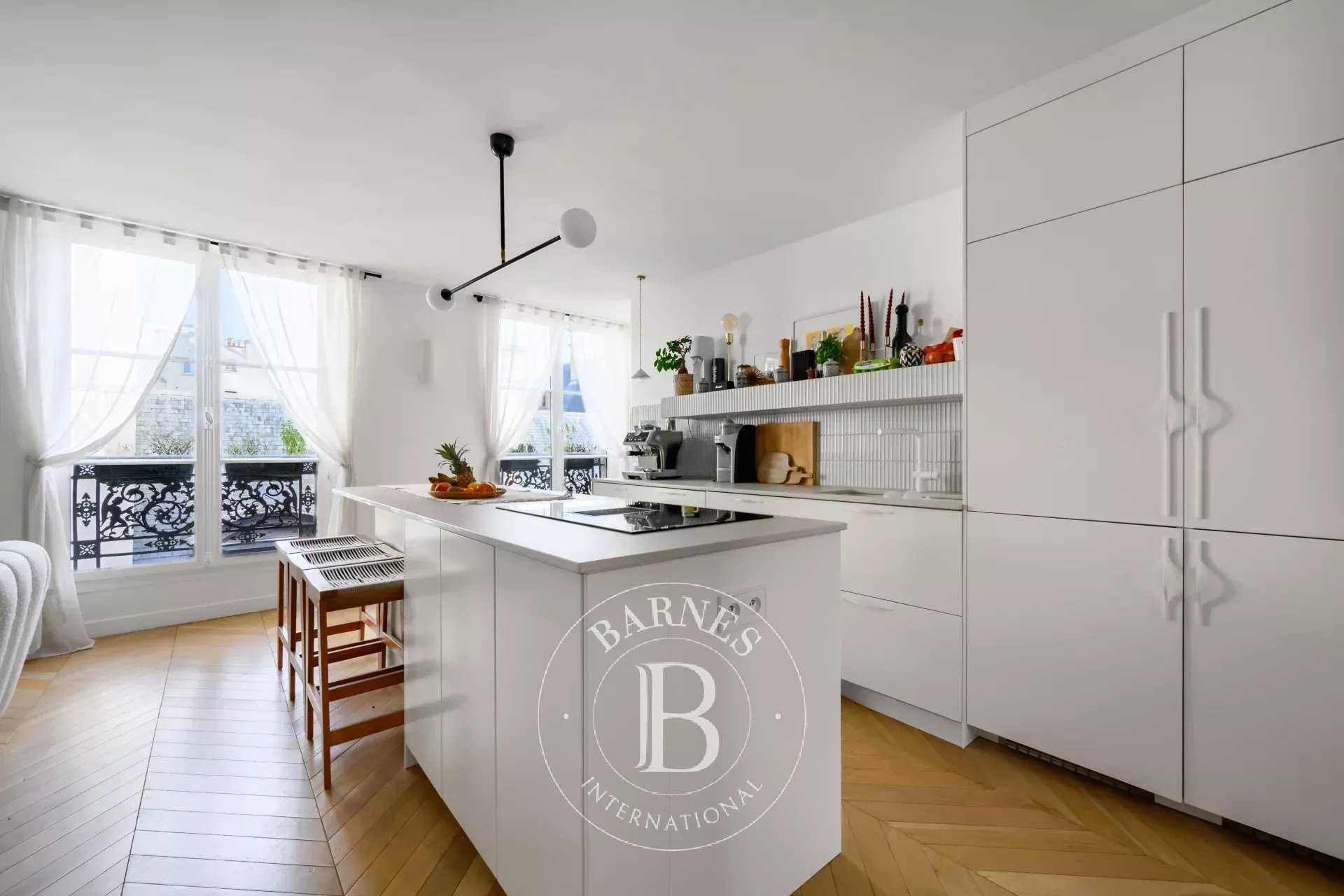 Paris  - Apartment 3 Bedrooms