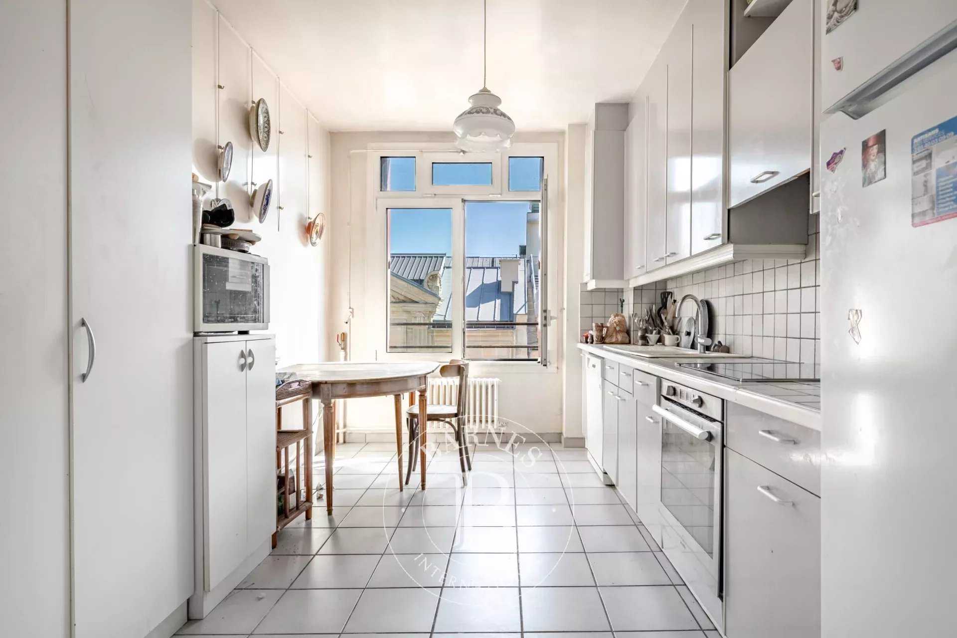 Paris  - Apartment 5 Bedrooms