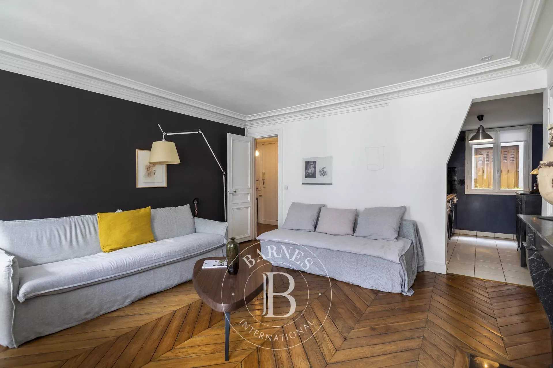 Appartement Paris 75003  -  ref 83381206 (picture 3)