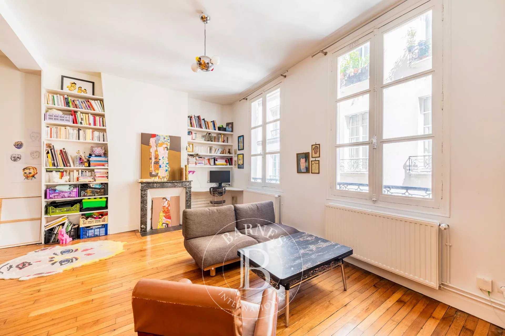 Apartment Paris 75003  -  ref 85862557 (picture 2)