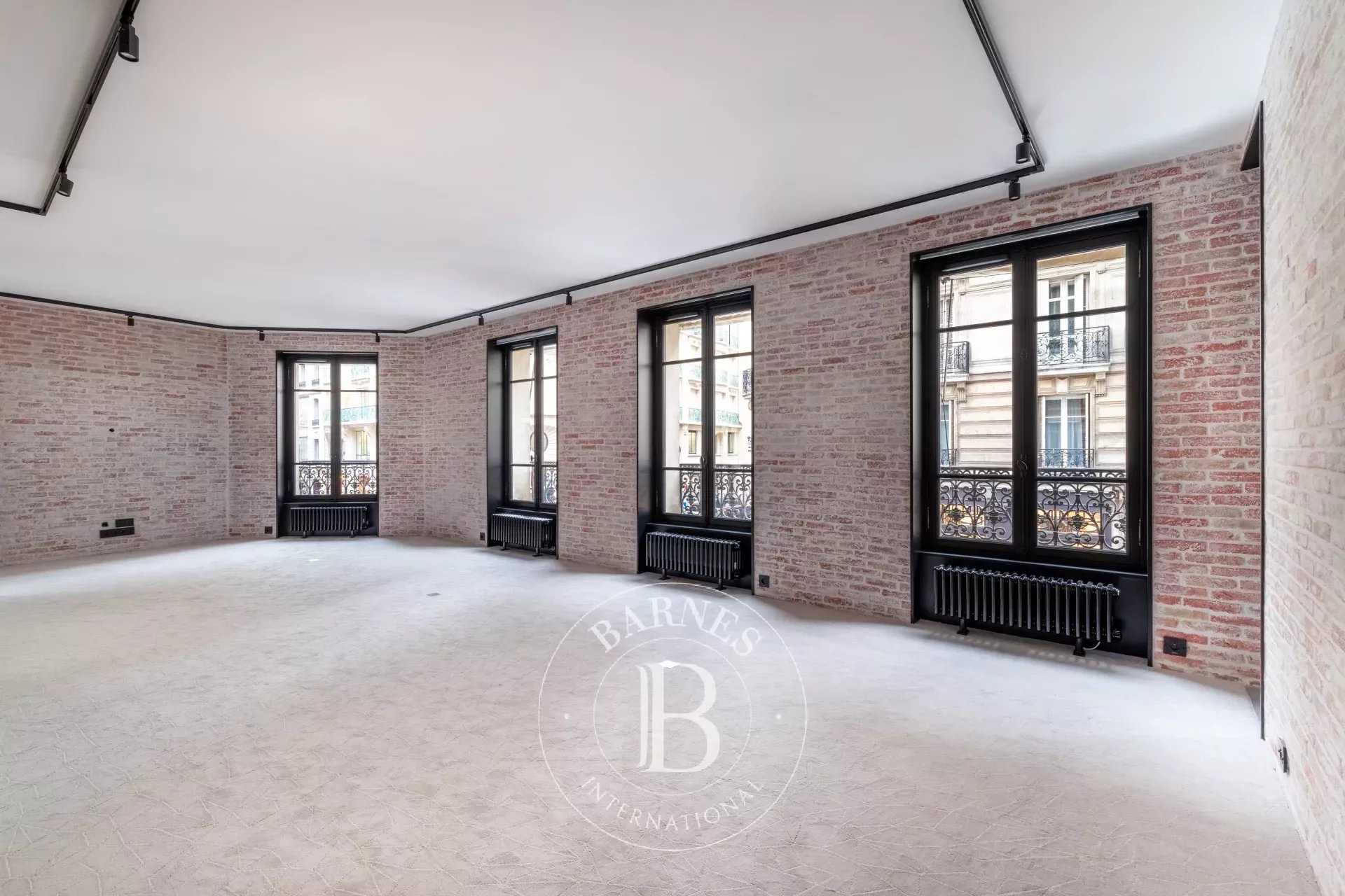 Appartement Paris 75004  -  ref 83287883 (picture 1)