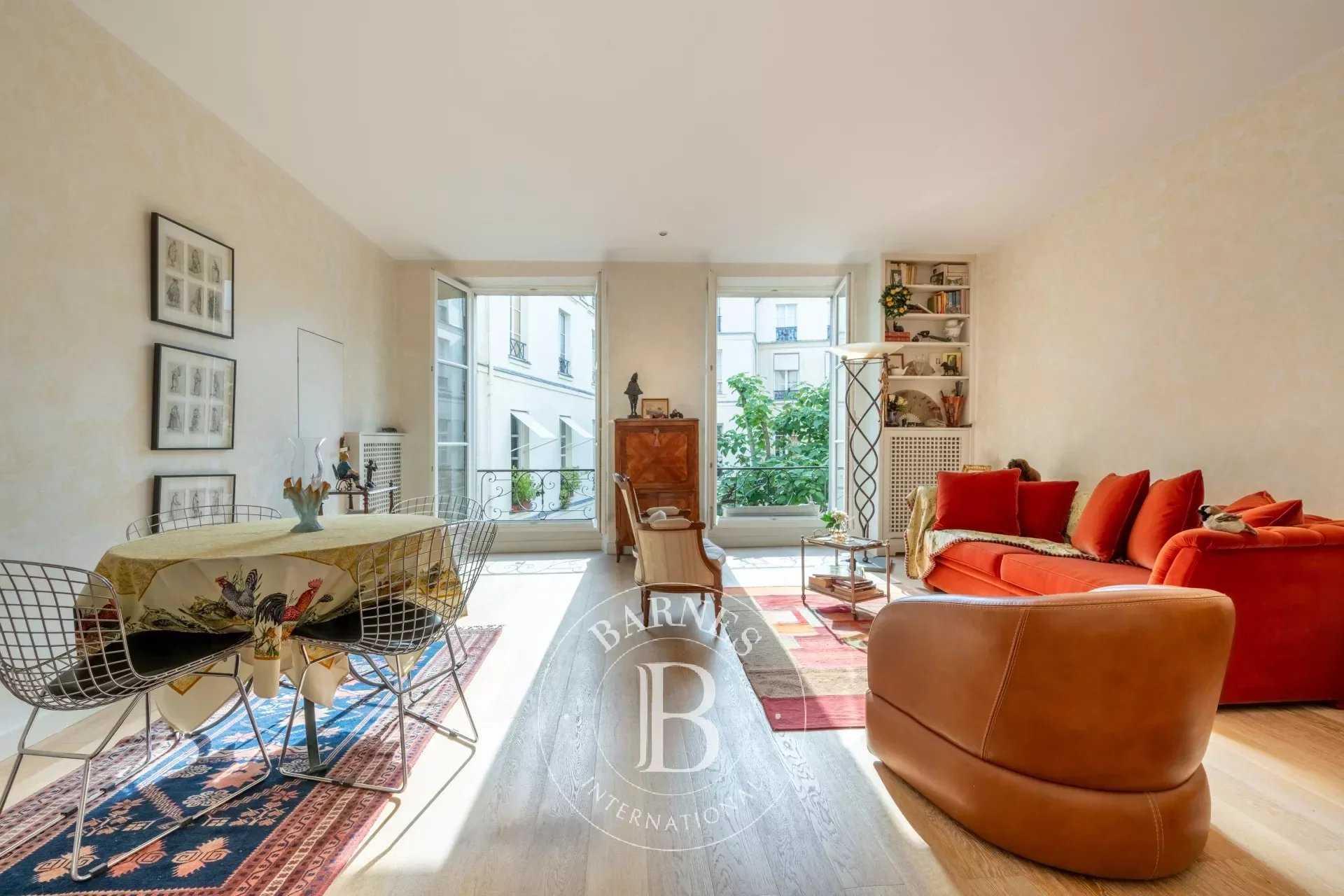 Apartment Paris 75004  -  ref 85030277 (picture 1)