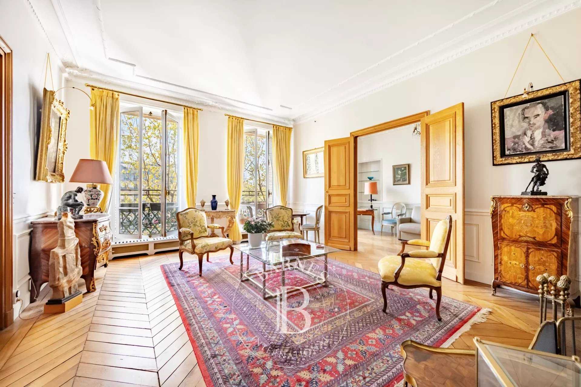Apartment Paris 75004  -  ref 85829828 (picture 1)