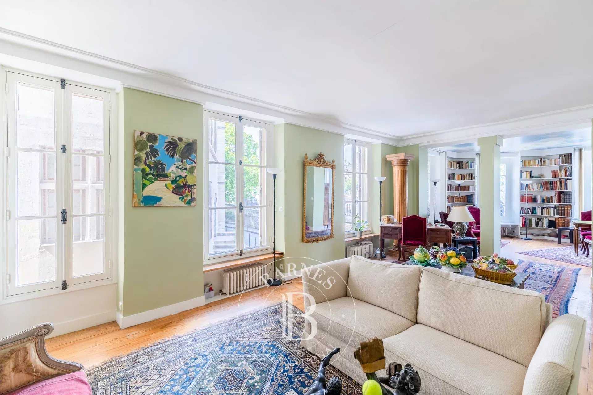 Piso Paris 75004  -  ref 85935679 (picture 1)