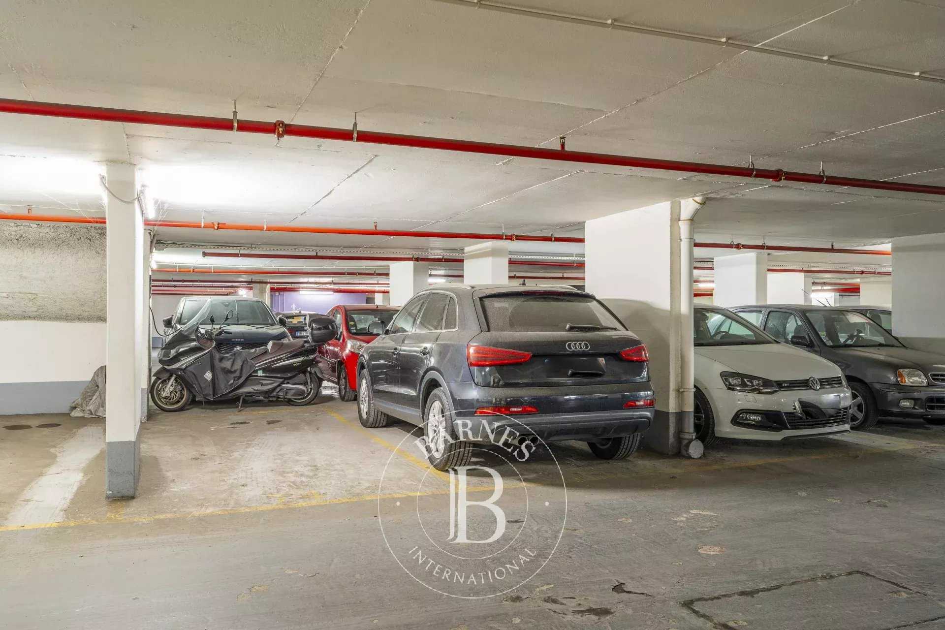 Parking Paris 75004  -  ref 86366719 (picture 2)