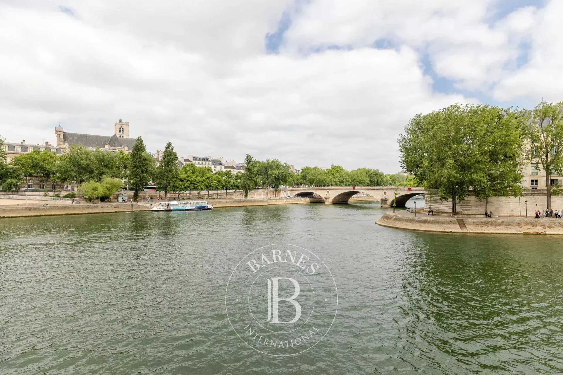 Piso Paris 75004  -  ref 85935679 (picture 3)