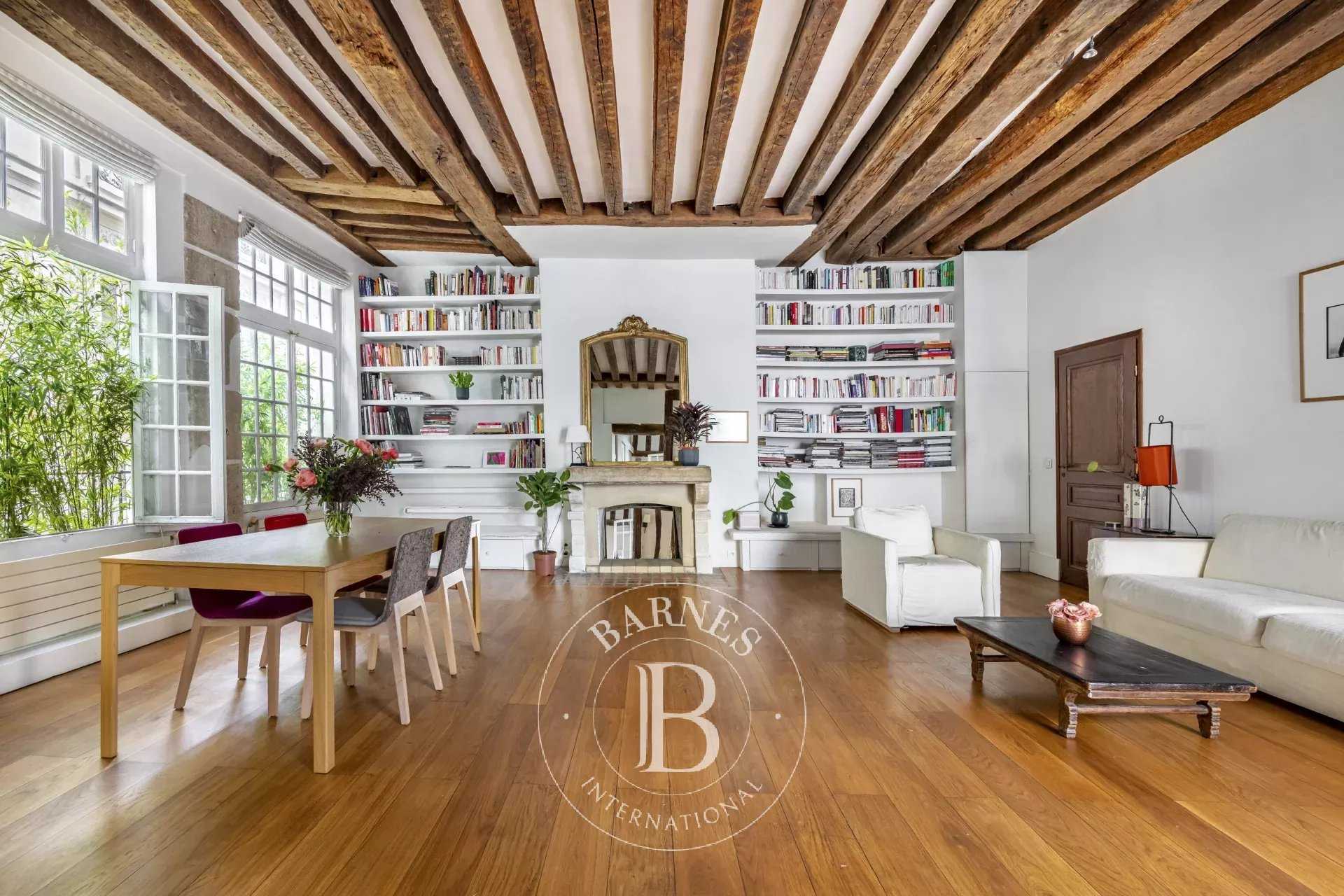 Apartment Paris 75004  -  ref 85833633 (picture 2)