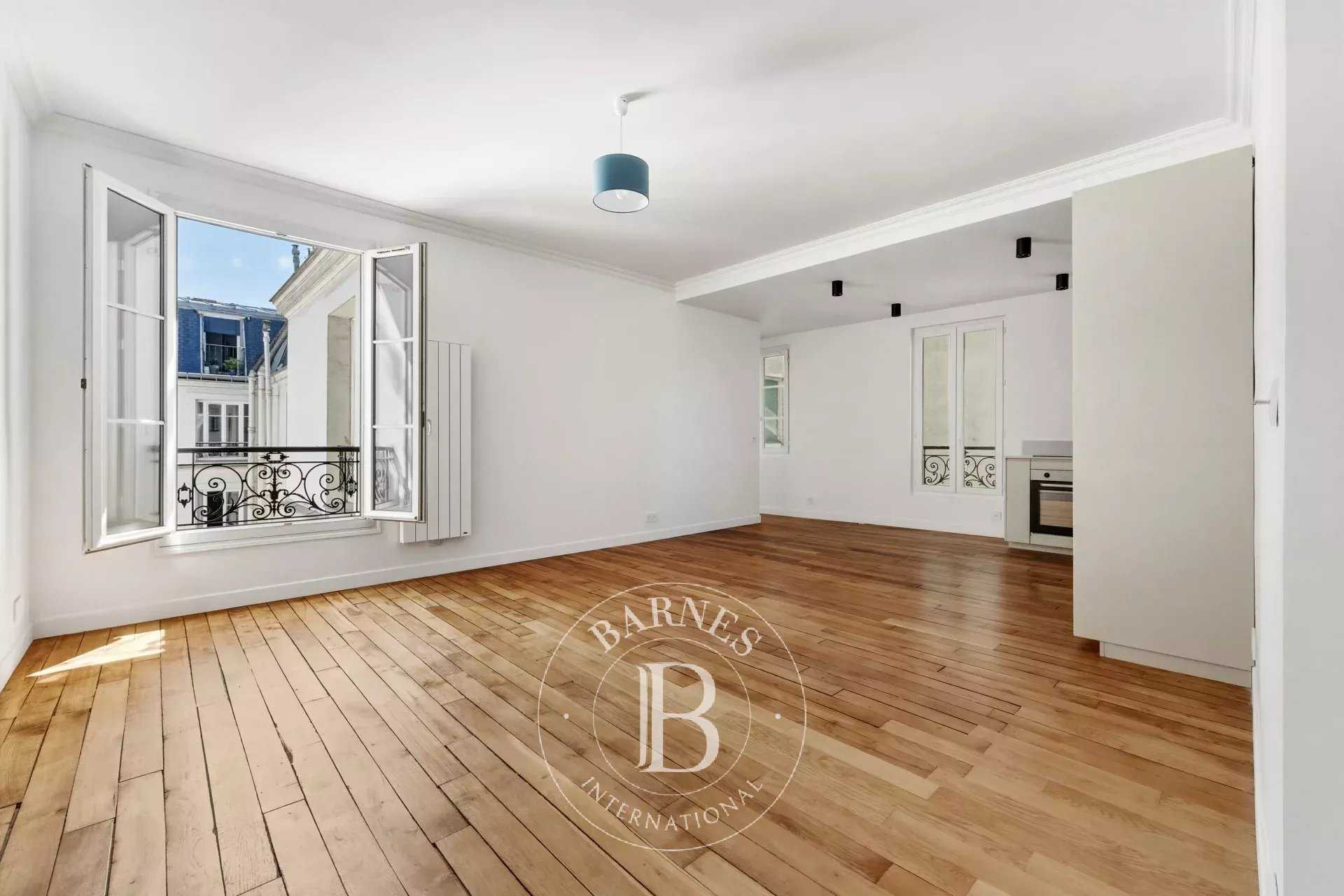 Apartment Paris 75004  -  ref 87042280 (picture 1)