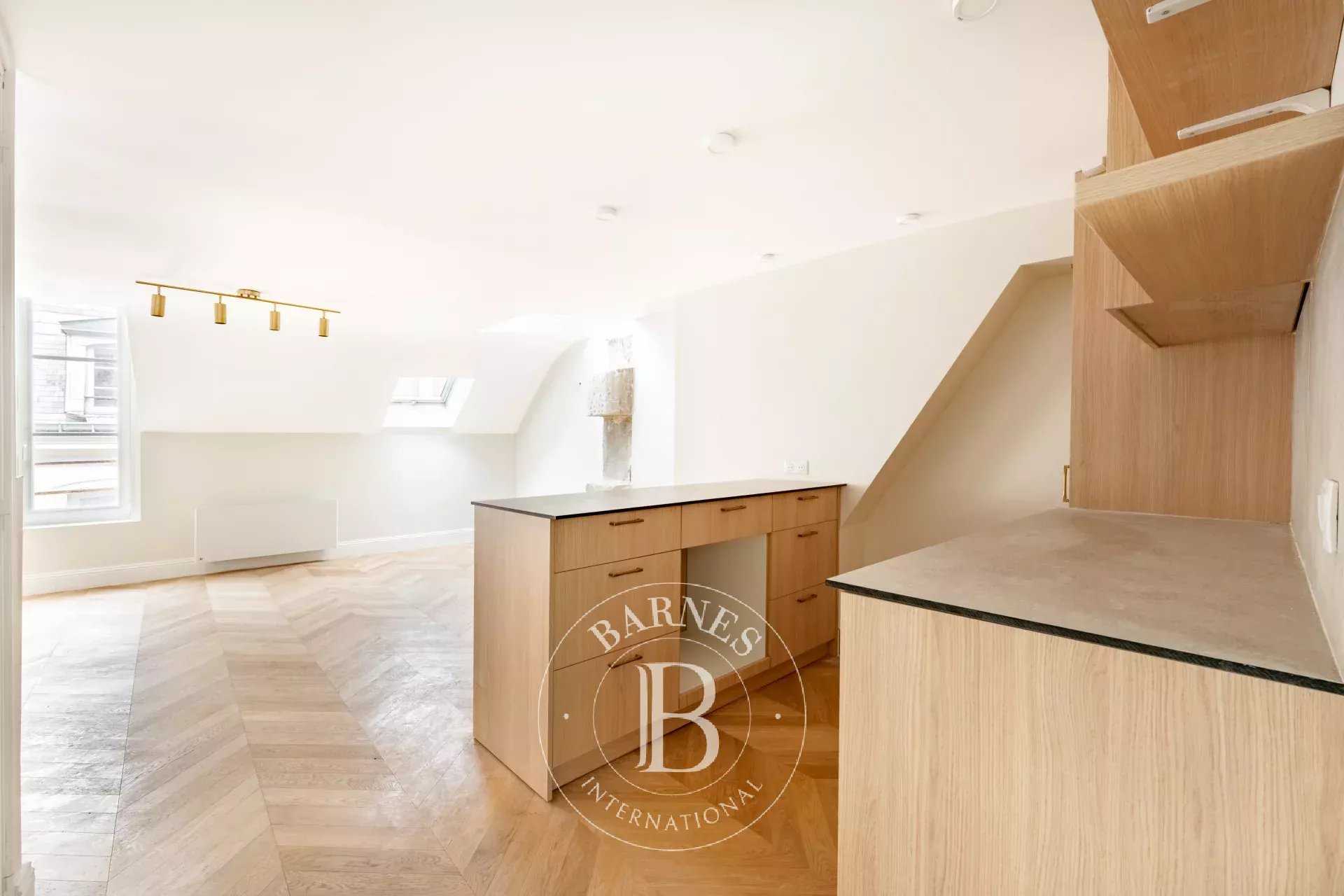 Appartement Paris 75003  -  ref 85842374 (picture 3)