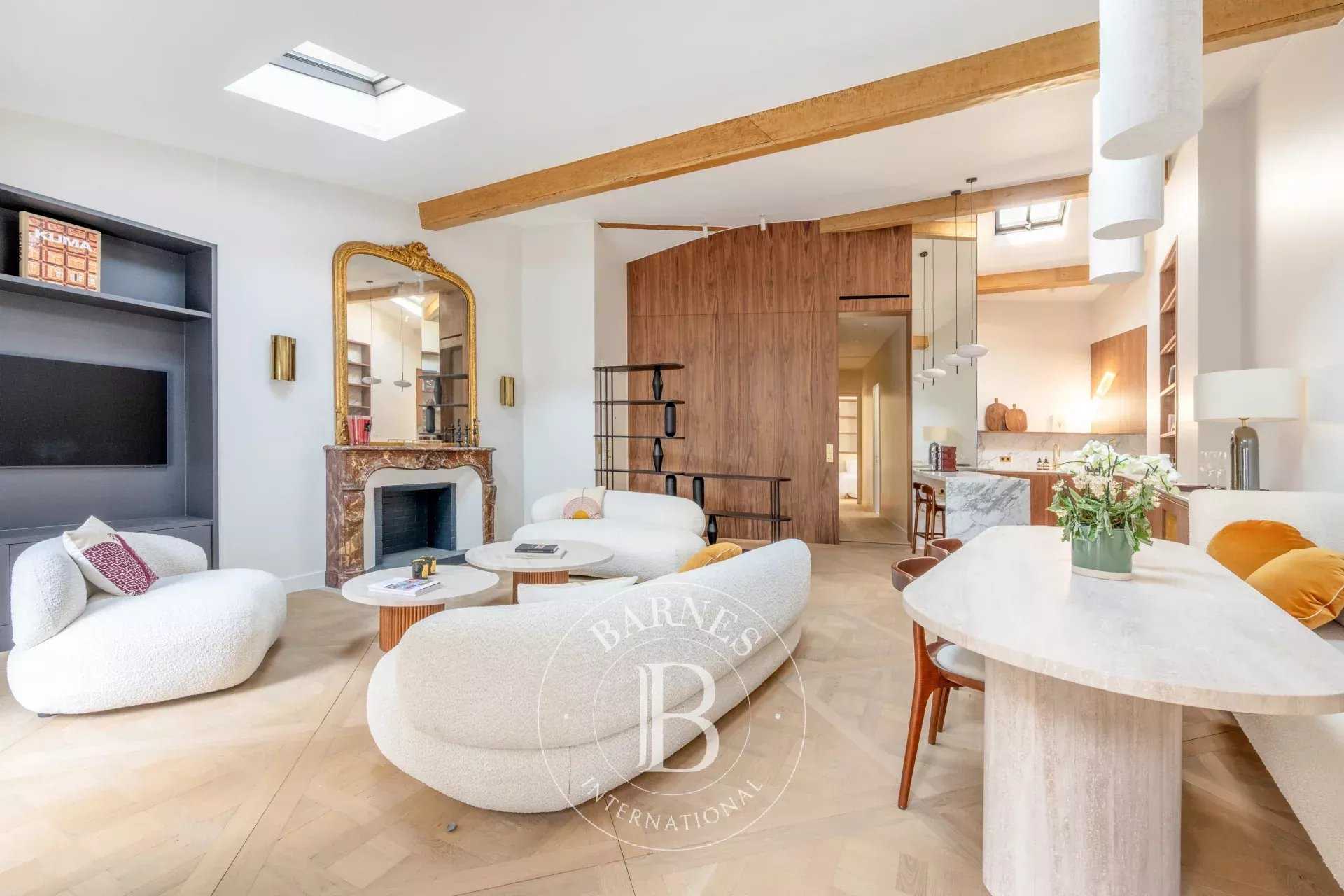 Apartment Paris 75004  -  ref 85702628 (picture 1)