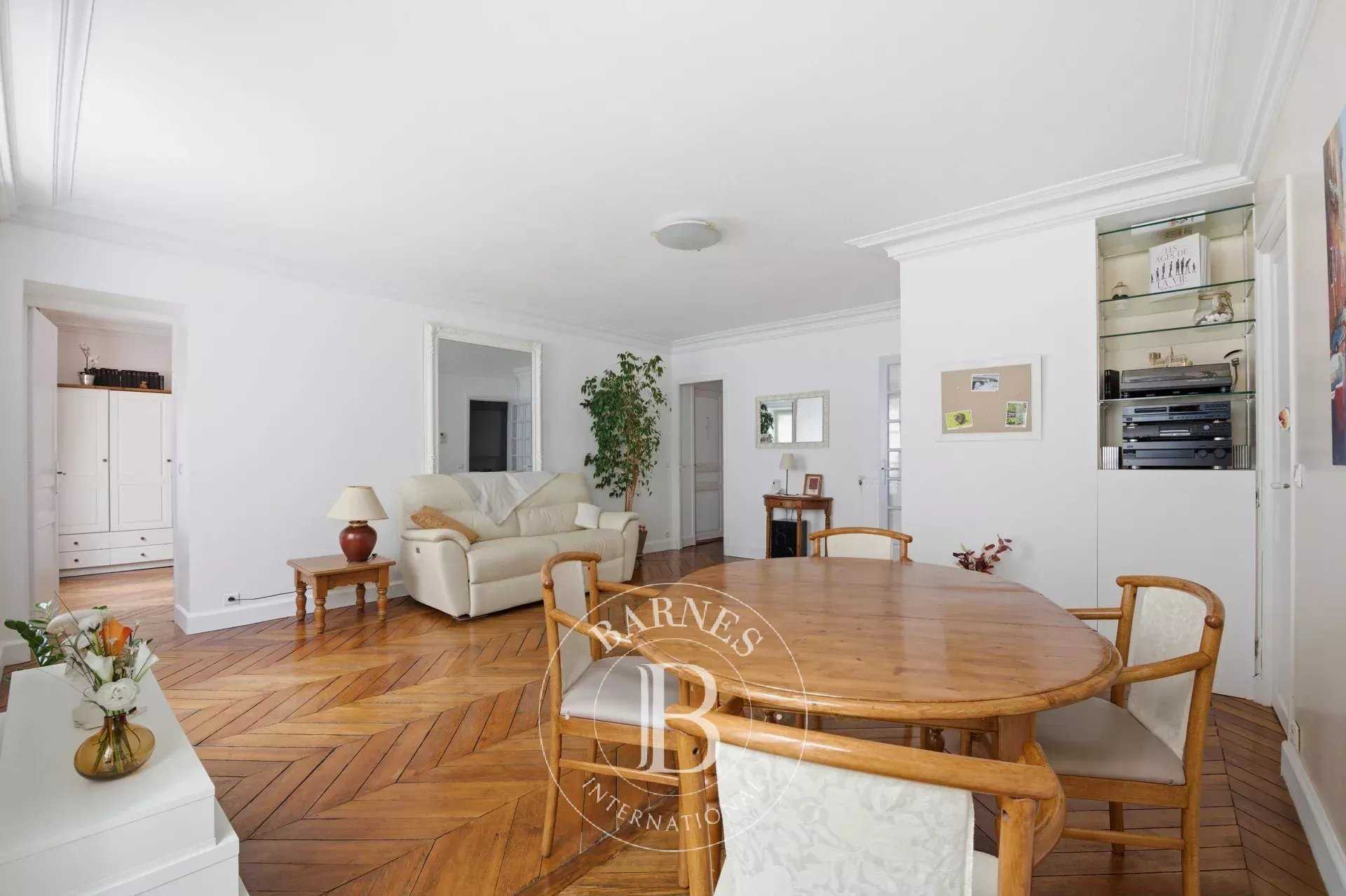 Appartement Paris 75004  -  ref 85947219 (picture 3)