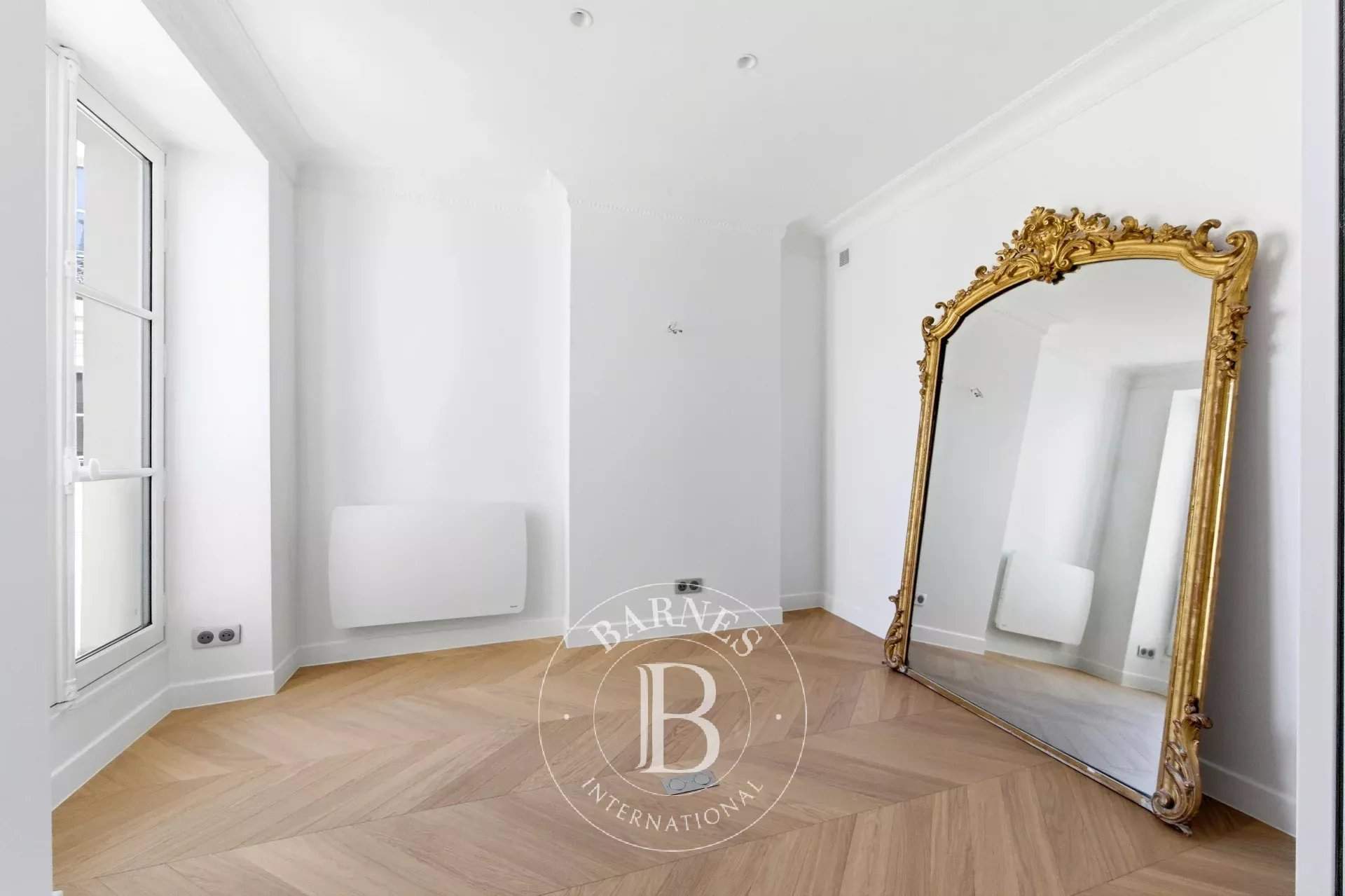 Paris  - Appartement 7 Pi&egrave;ces 4 Chambres - picture 9