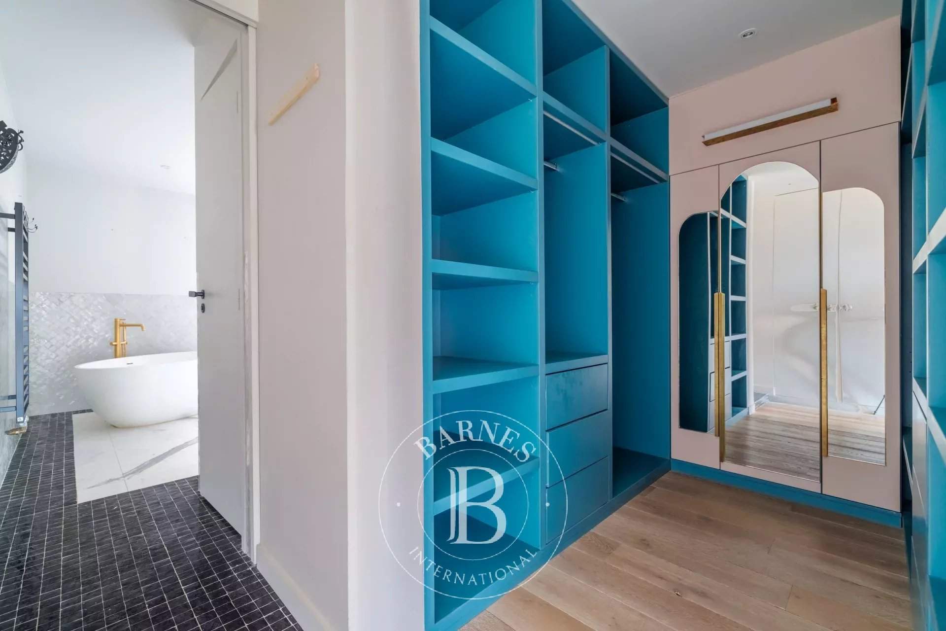 Paris  - Apartment 2 Bedrooms - picture 10