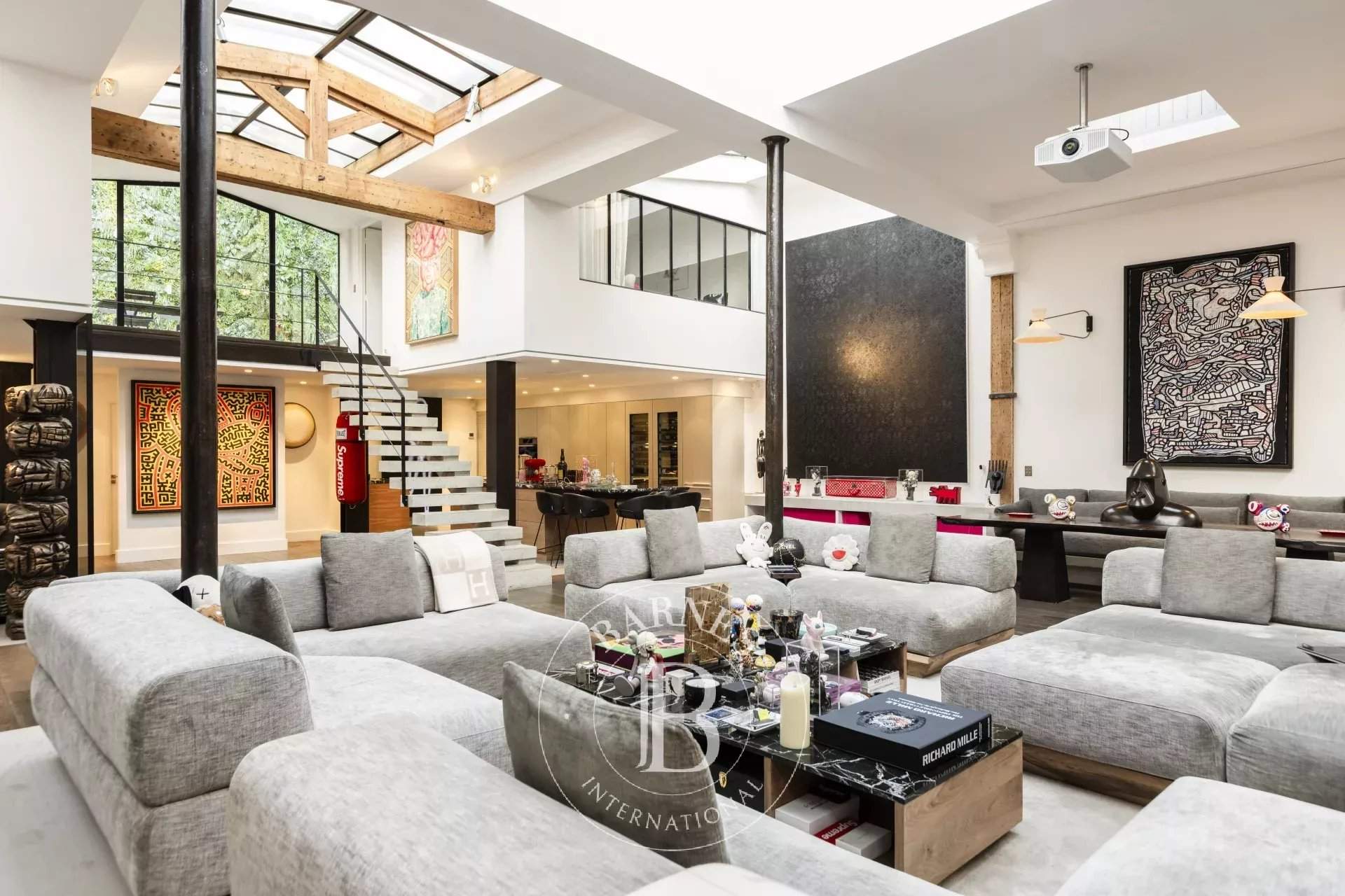 Paris  - Apartment 4 Bedrooms - picture 1