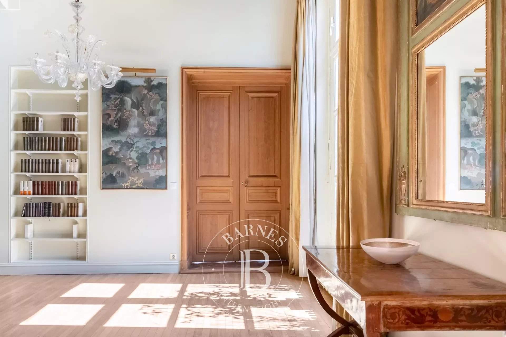 Apartment for sale 4 Bedrooms 1862 sq ft Paris 4 SaintGervais € 2,590,000