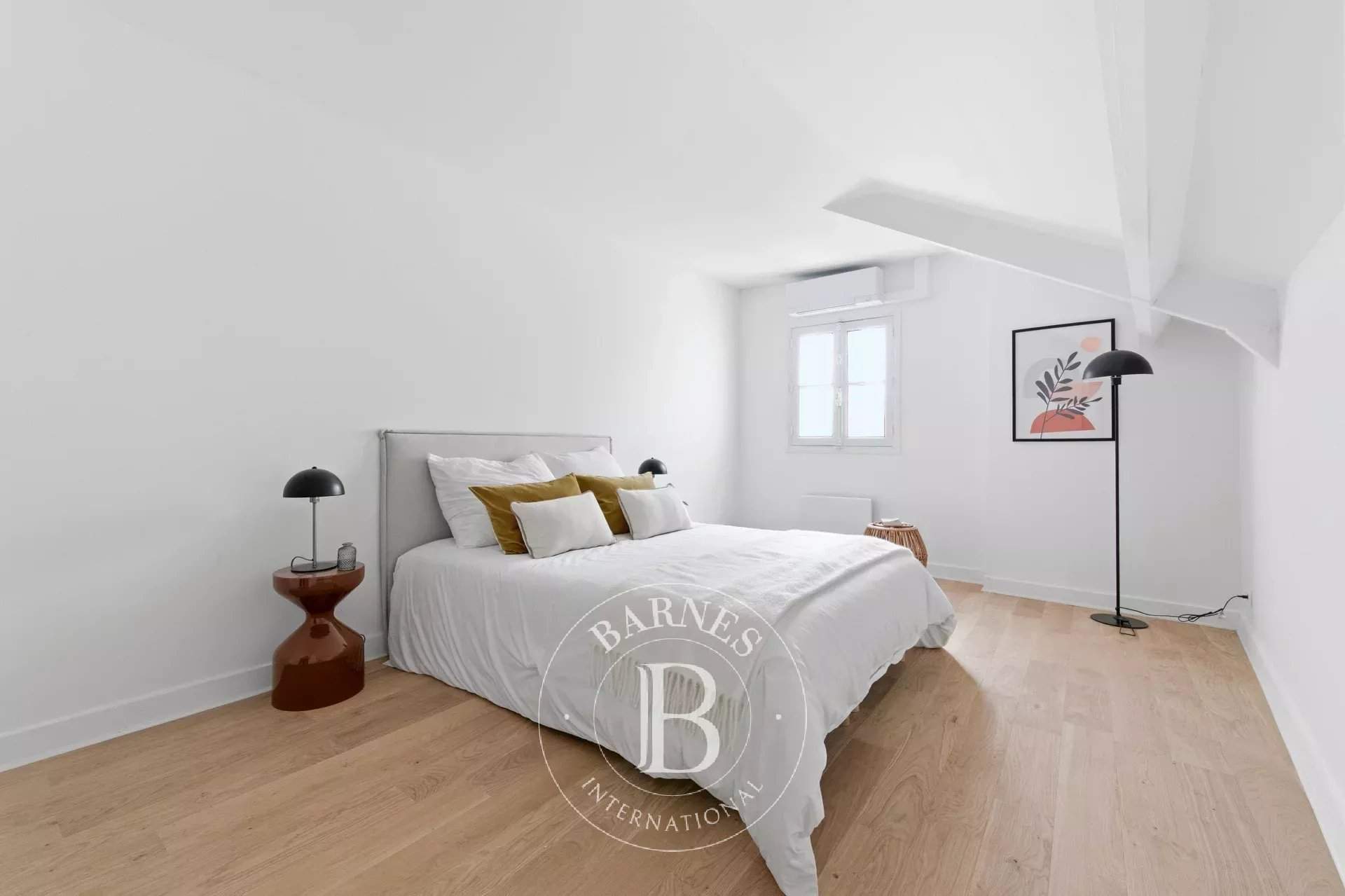 Paris  - Appartement 4 Pi&egrave;ces 3 Chambres - picture 7