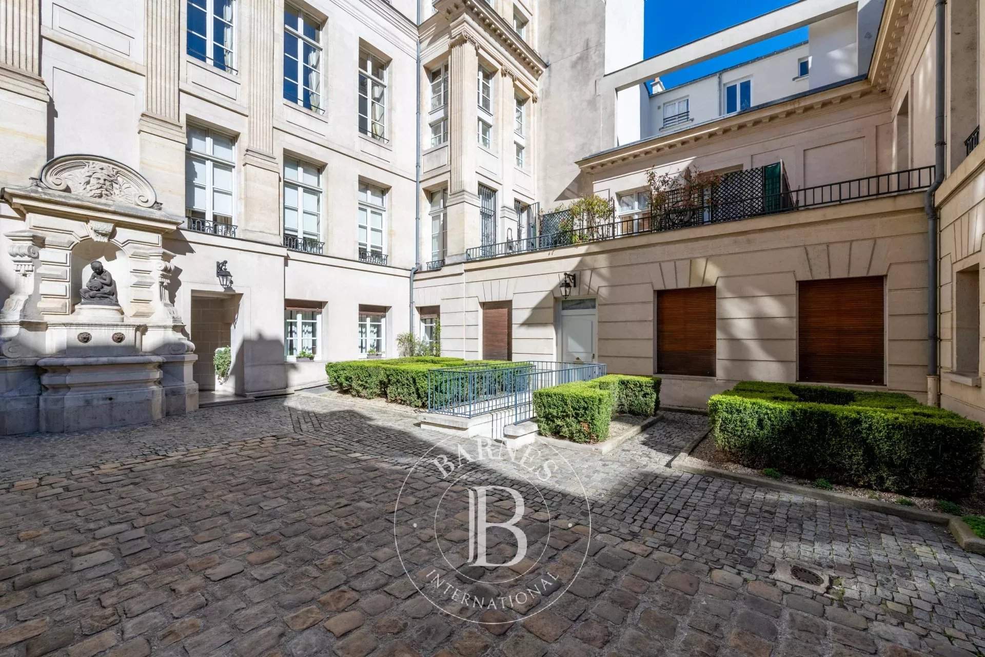 Paris  - Apartment 2 Bedrooms - picture 11