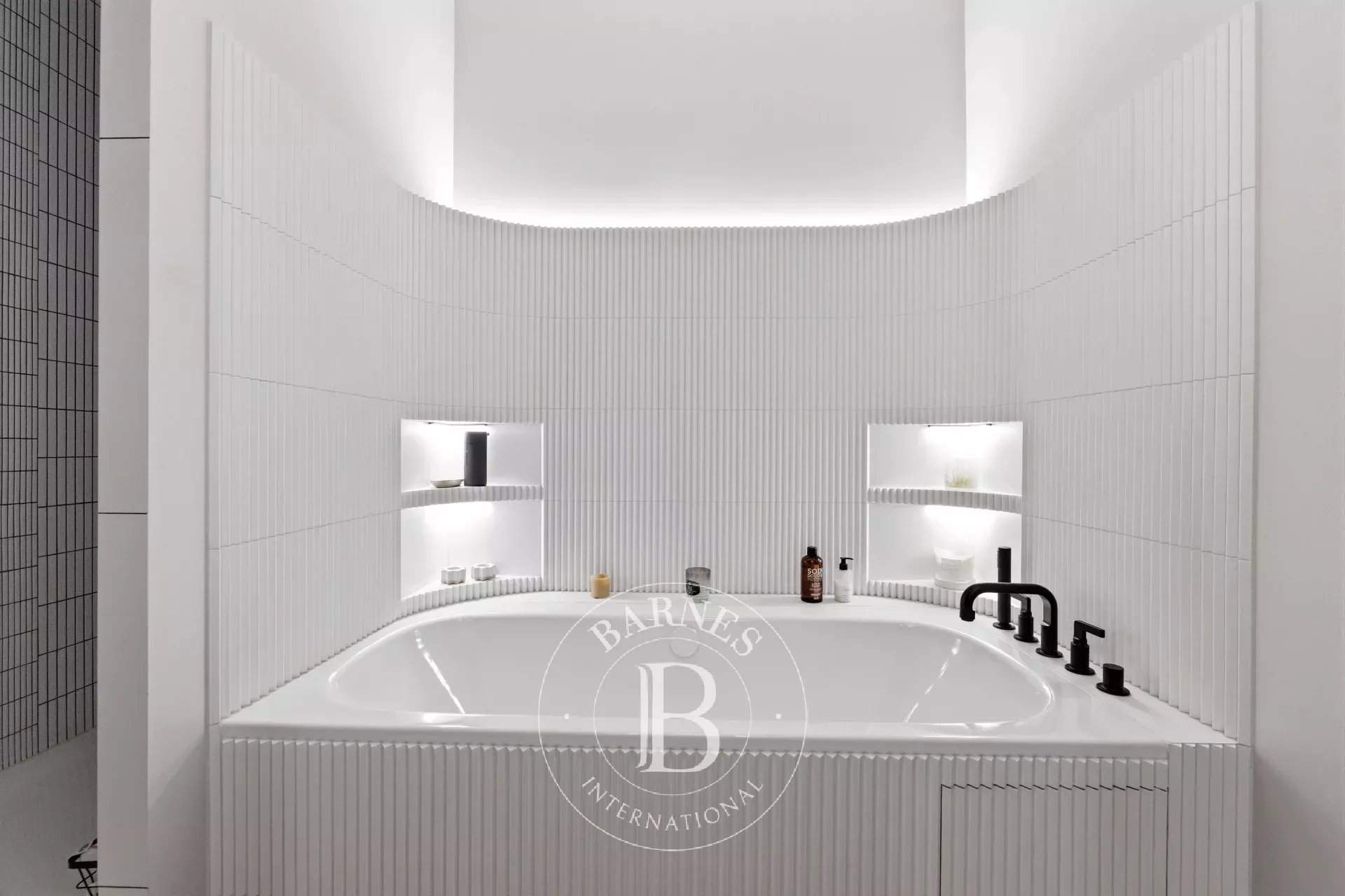 Paris  - Appartement 4 Pi&egrave;ces 3 Chambres - picture 13