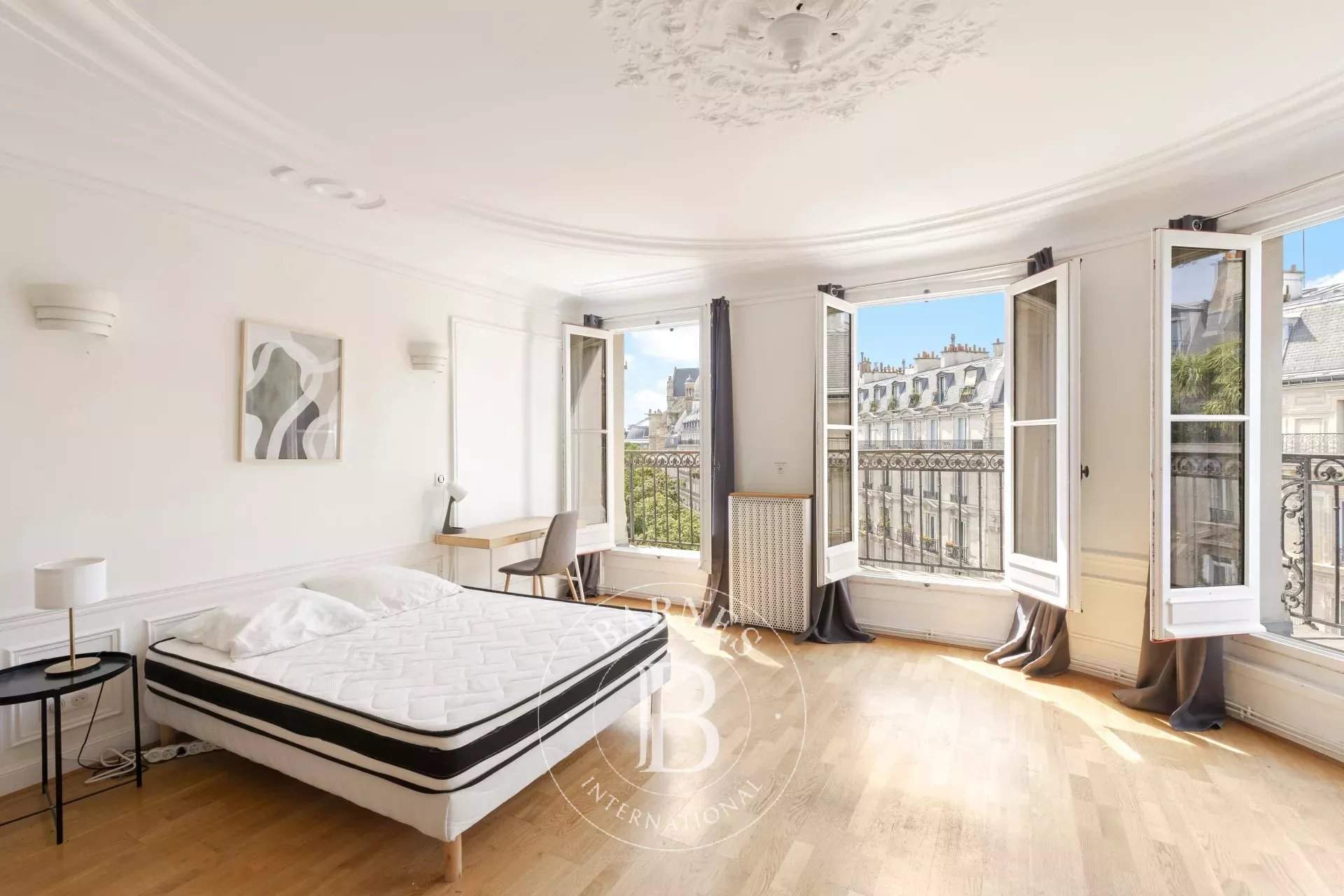 Paris  - Appartement 4 Pi&egrave;ces 3 Chambres - picture 3