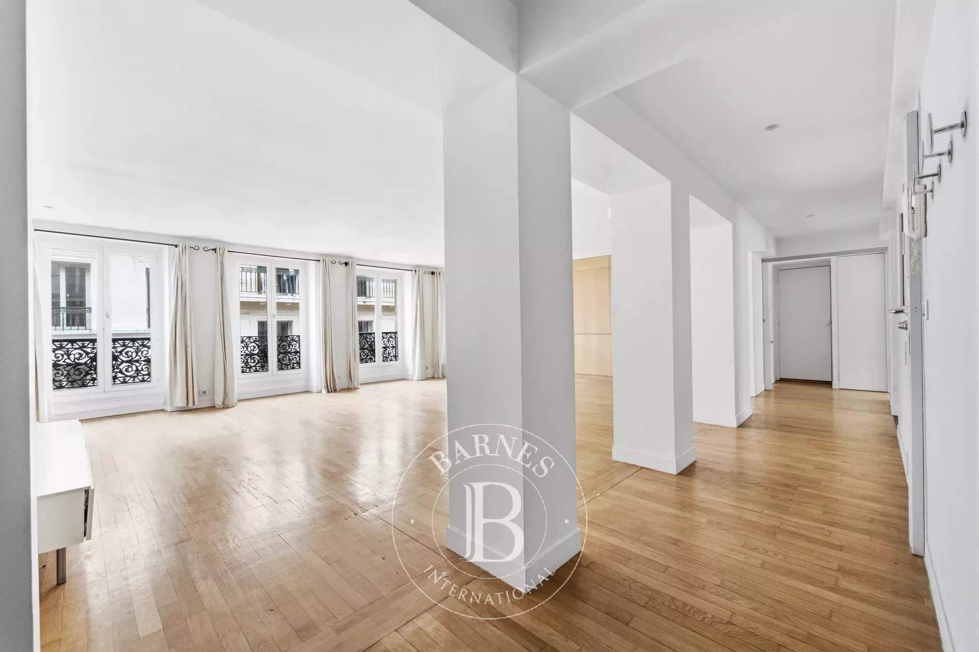 Paris  - Appartement 4 Pi&egrave;ces 3 Chambres - picture 3