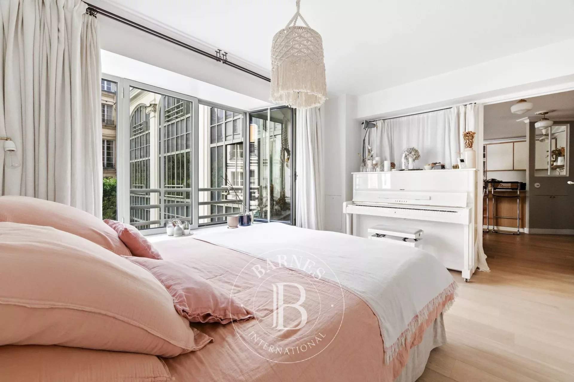 Paris  - Apartment 3 Bedrooms - picture 13