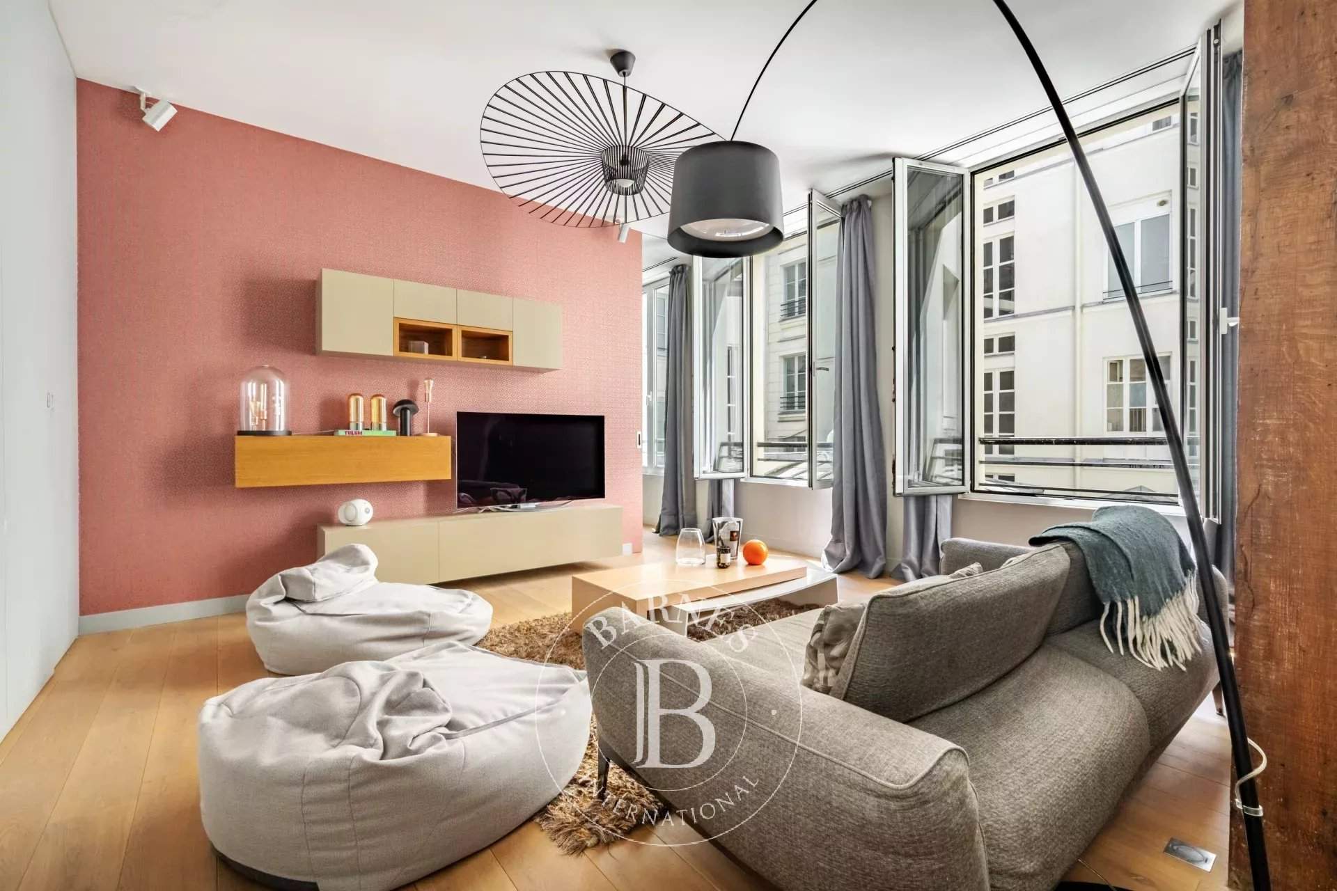 Paris  - Apartment 2 Bedrooms - picture 1