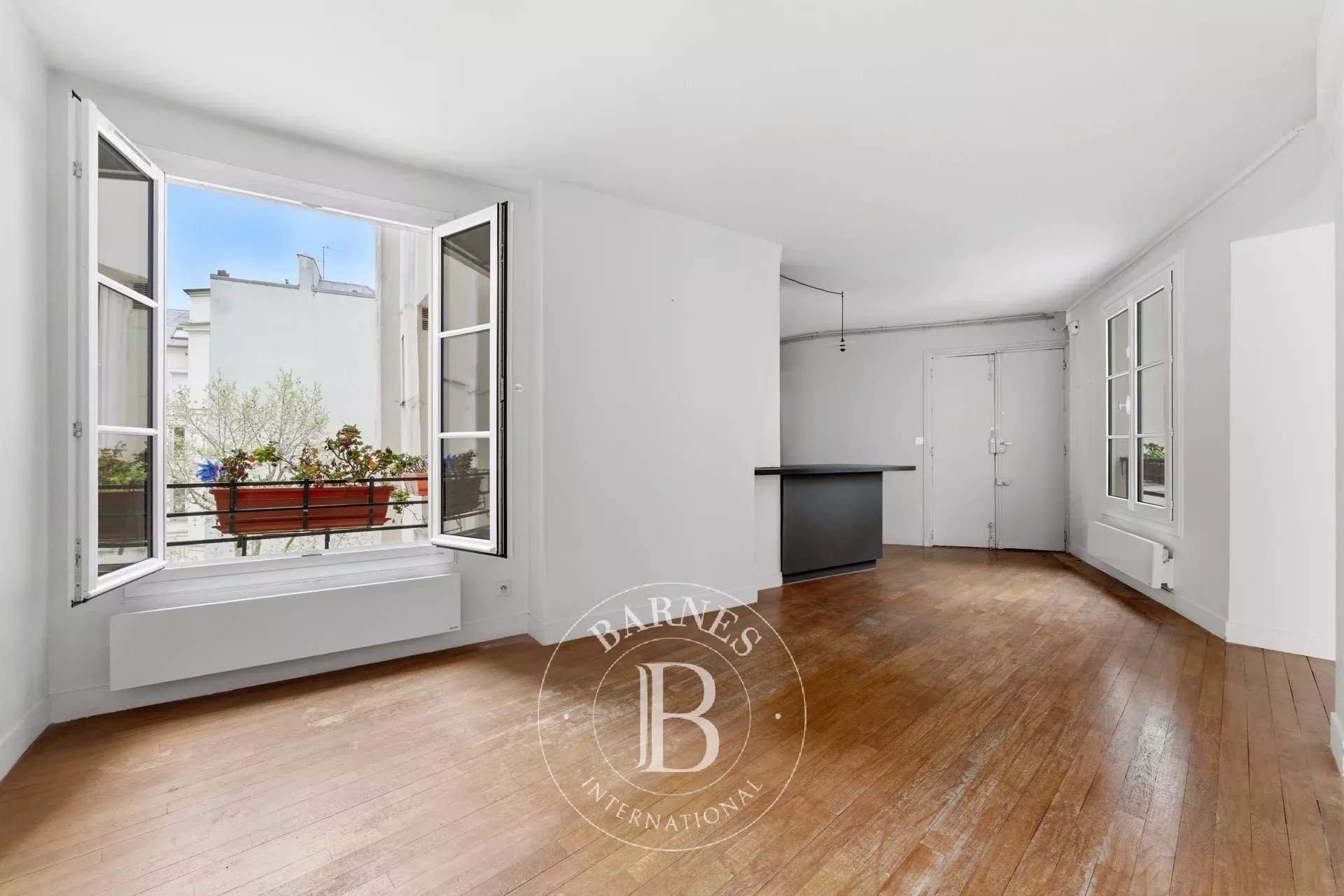 Paris  - Appartement 4 Pi&egrave;ces 3 Chambres - picture 4