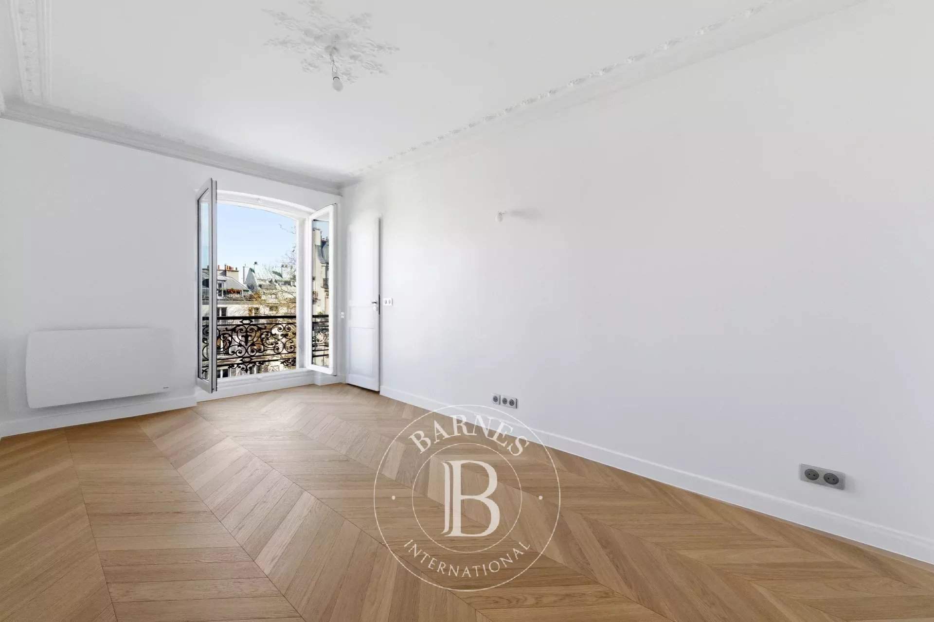 Paris  - Appartement 7 Pi&egrave;ces 4 Chambres - picture 11