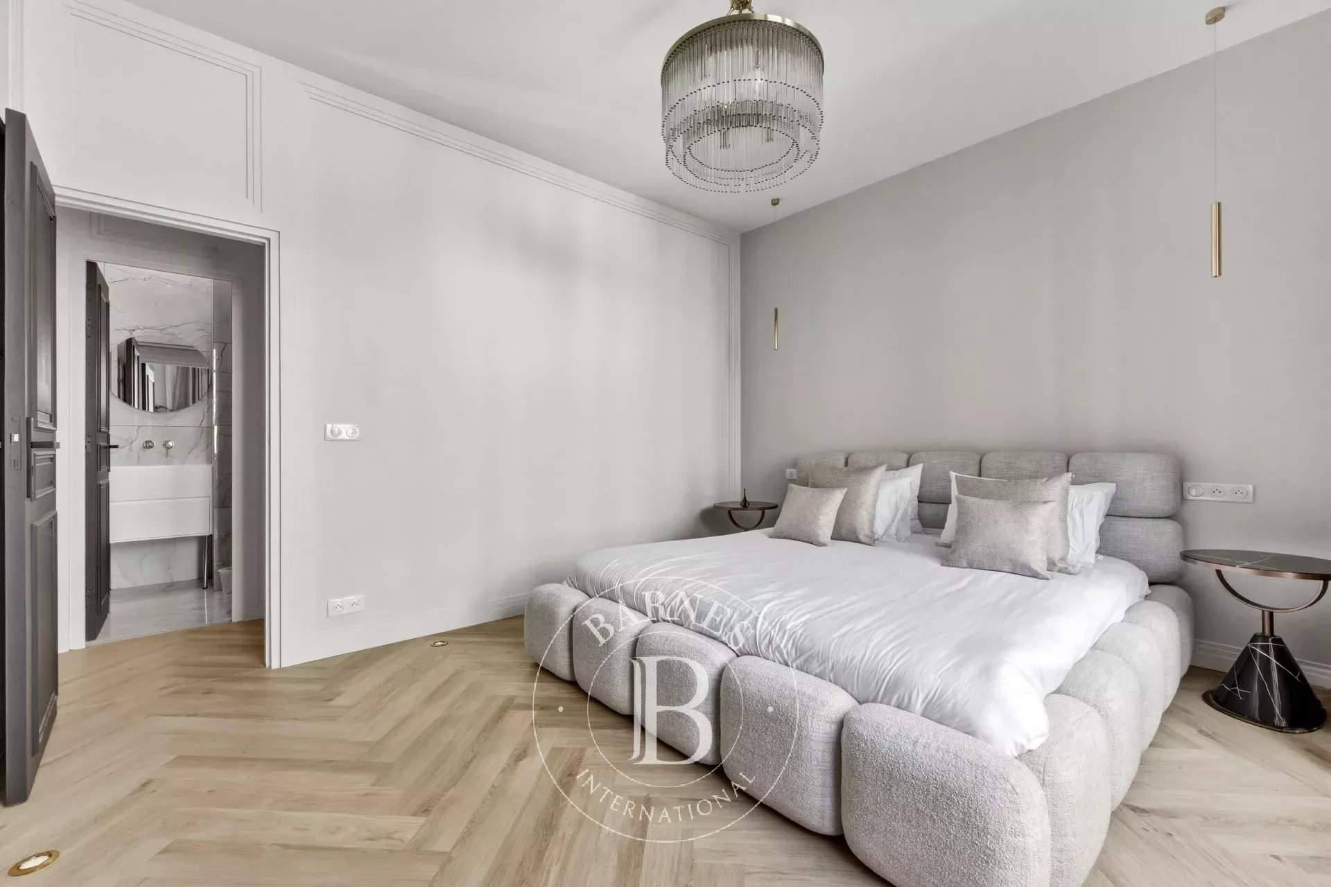 Paris  - Appartement 4 Pi&egrave;ces 3 Chambres - picture 12