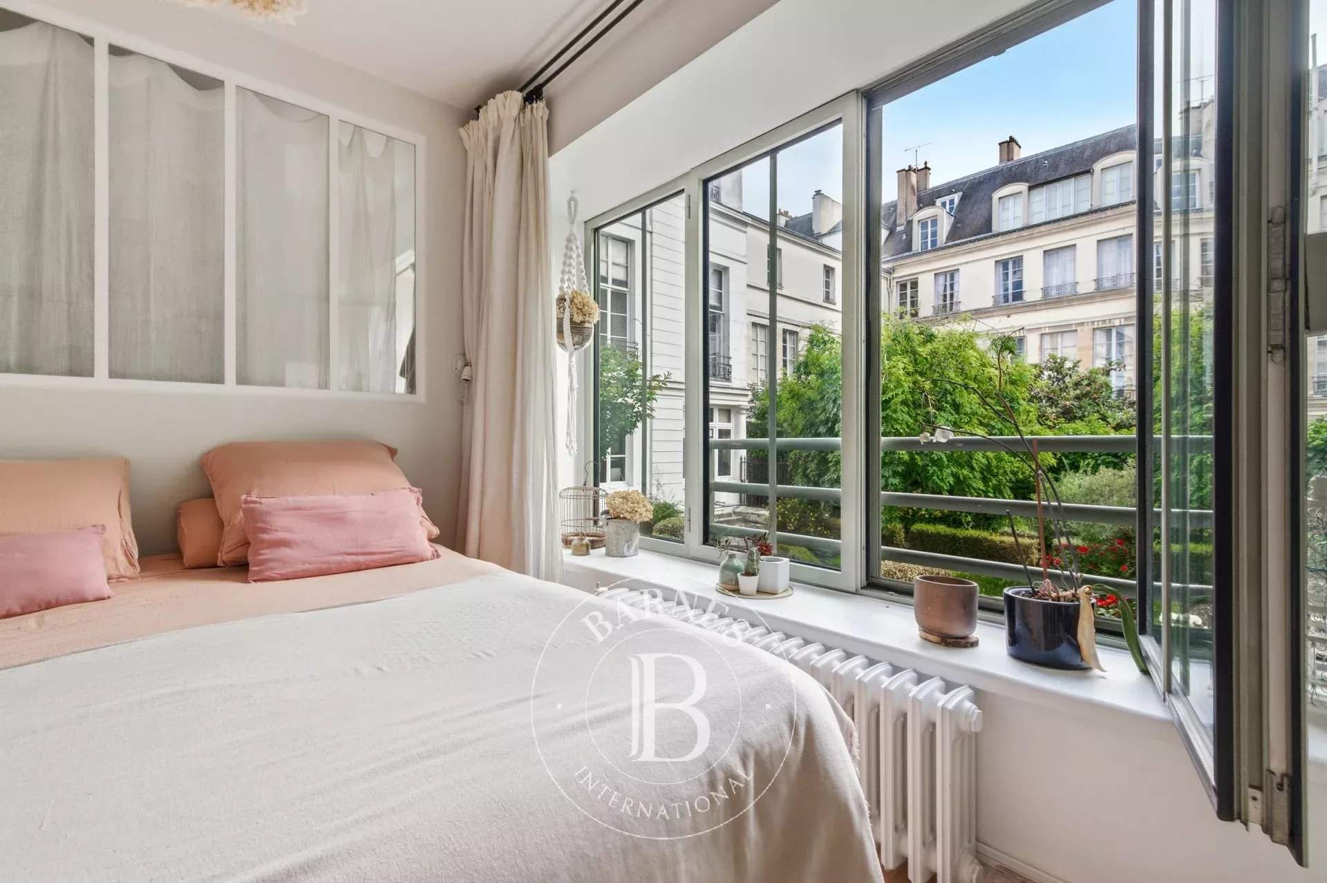 Paris  - Apartment 3 Bedrooms - picture 14