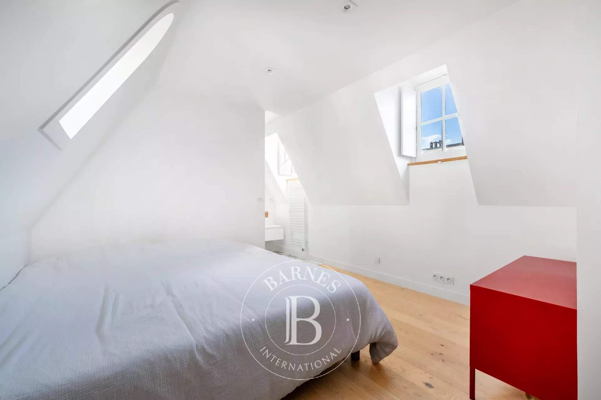 Paris  - Apartment 3 Bedrooms - picture 12