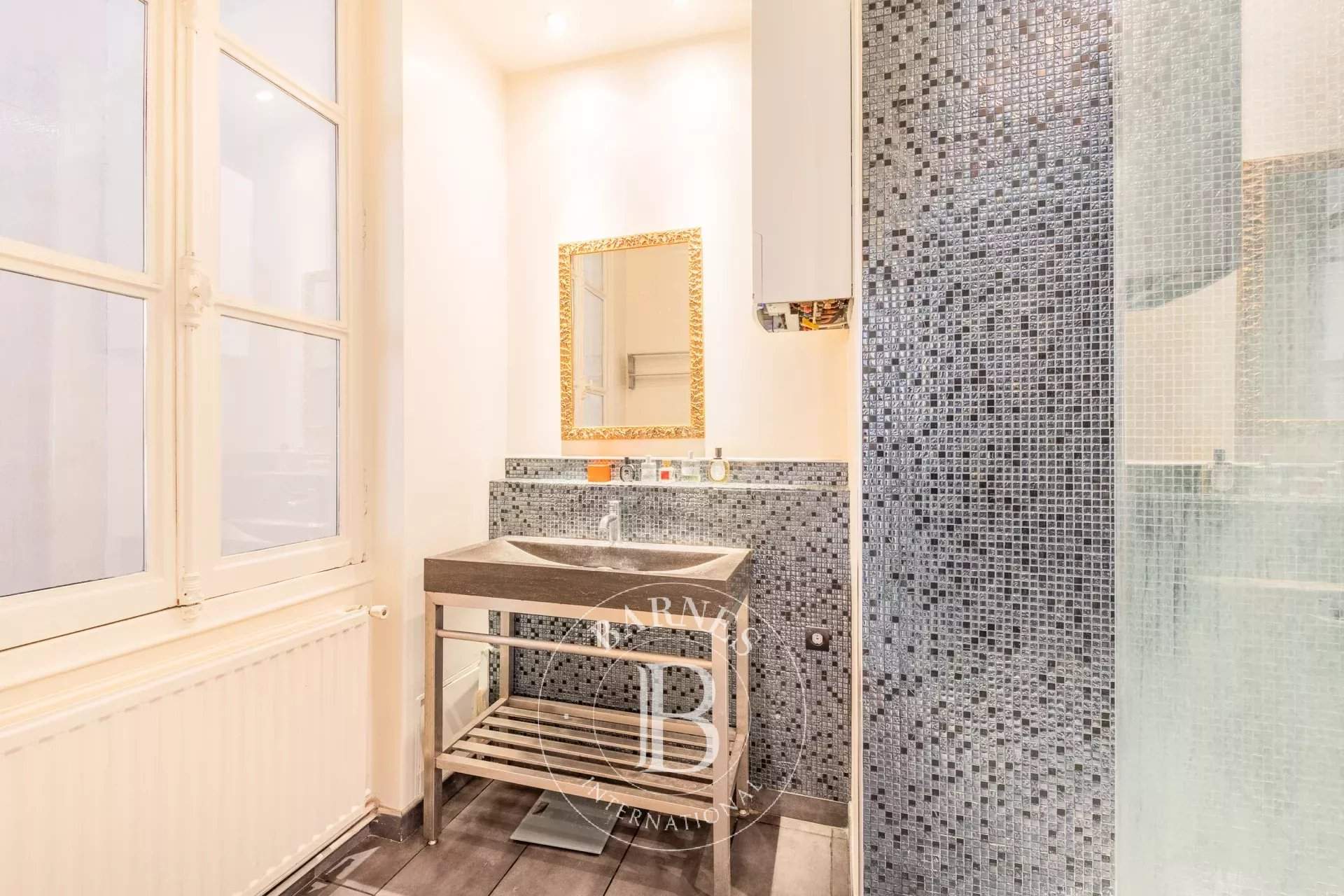 Paris  - Apartment 2 Bedrooms - picture 11