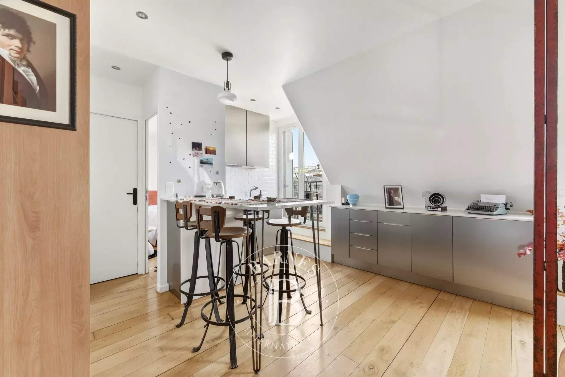 Paris  - Apartment 2 Bedrooms - picture 4