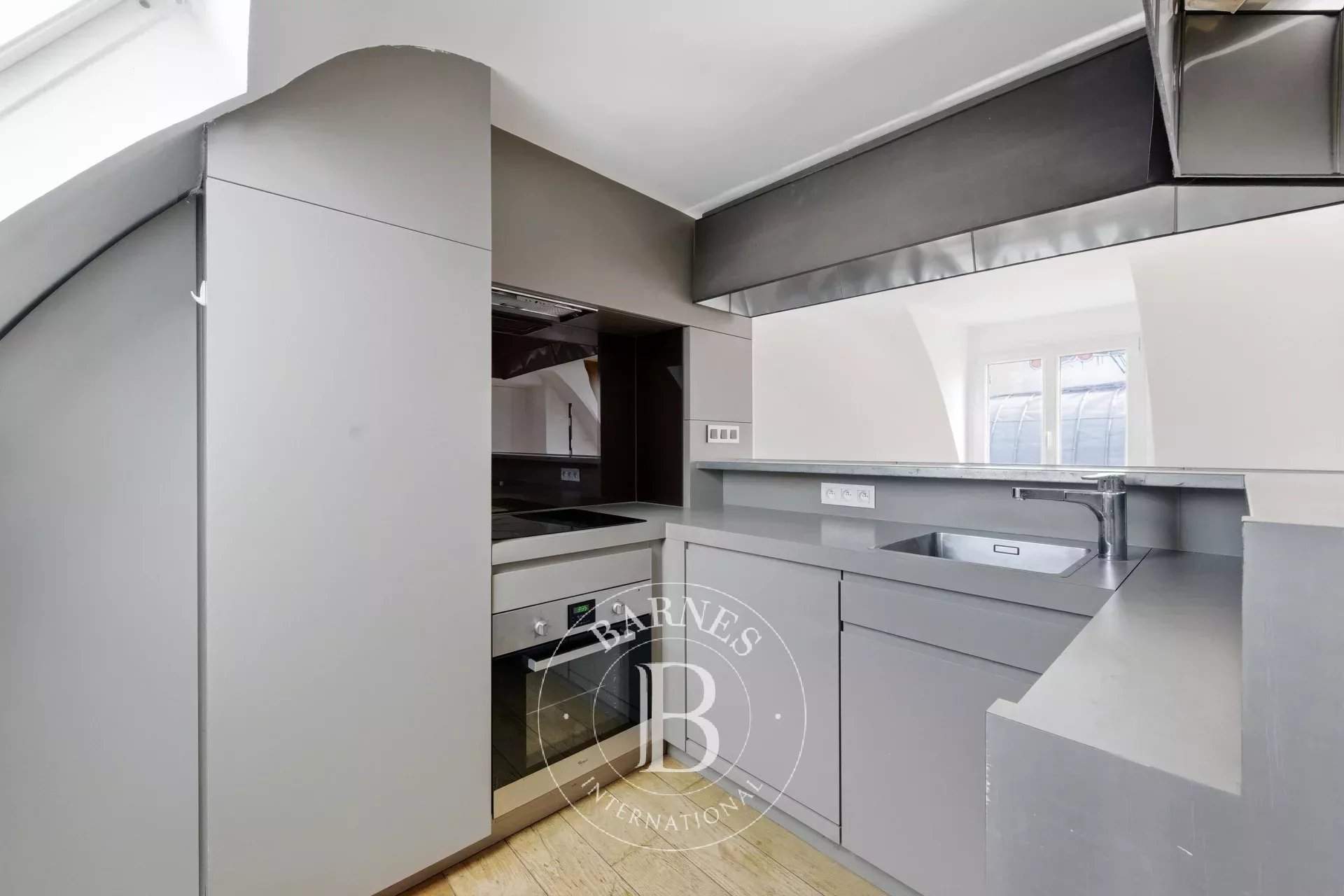 Paris  - Appartement 2 Pi&egrave;ces, 1 Chambre - picture 3