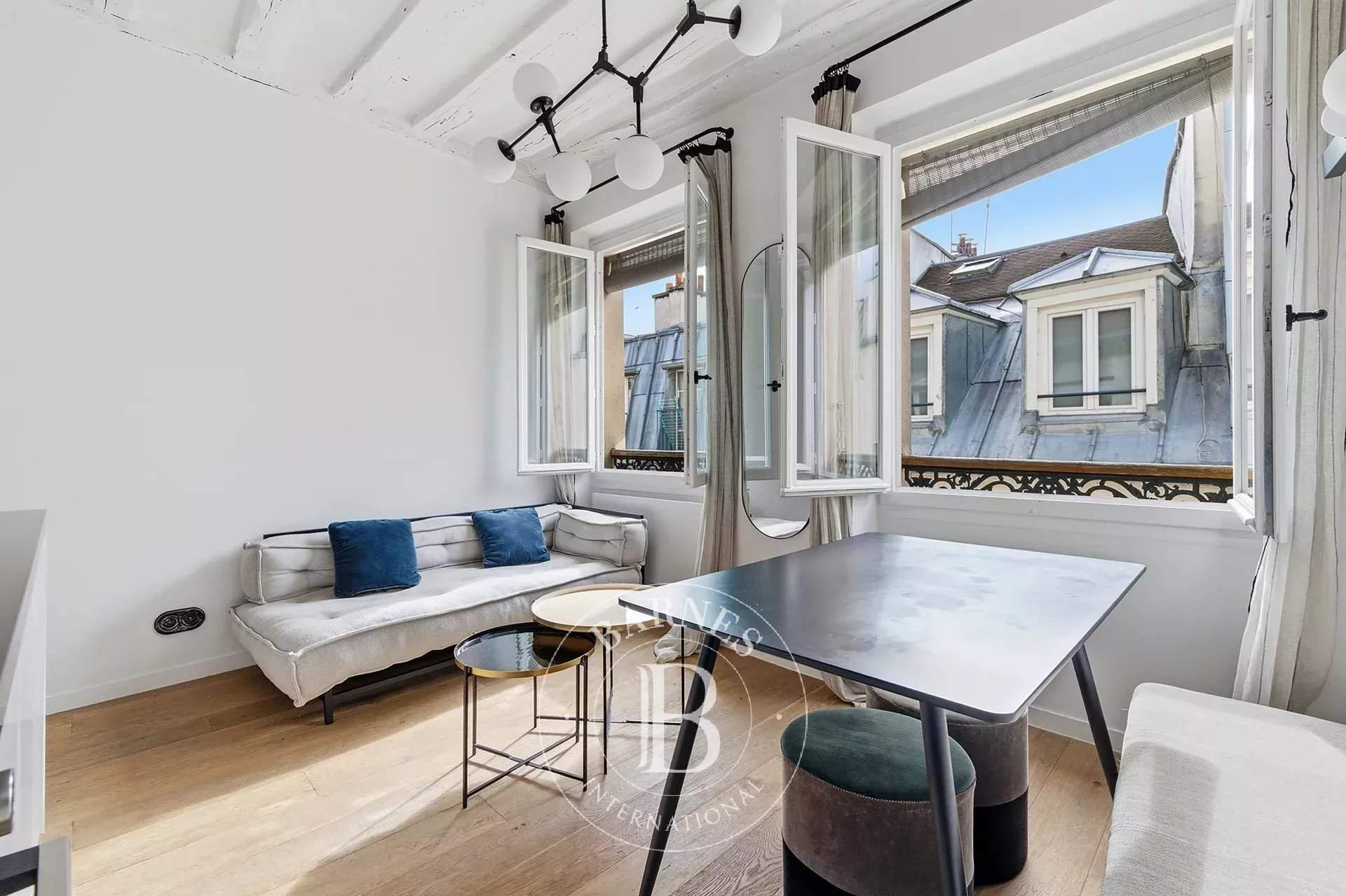 Paris  - Appartement 2 Pi&egrave;ces, 1 Chambre - picture 1