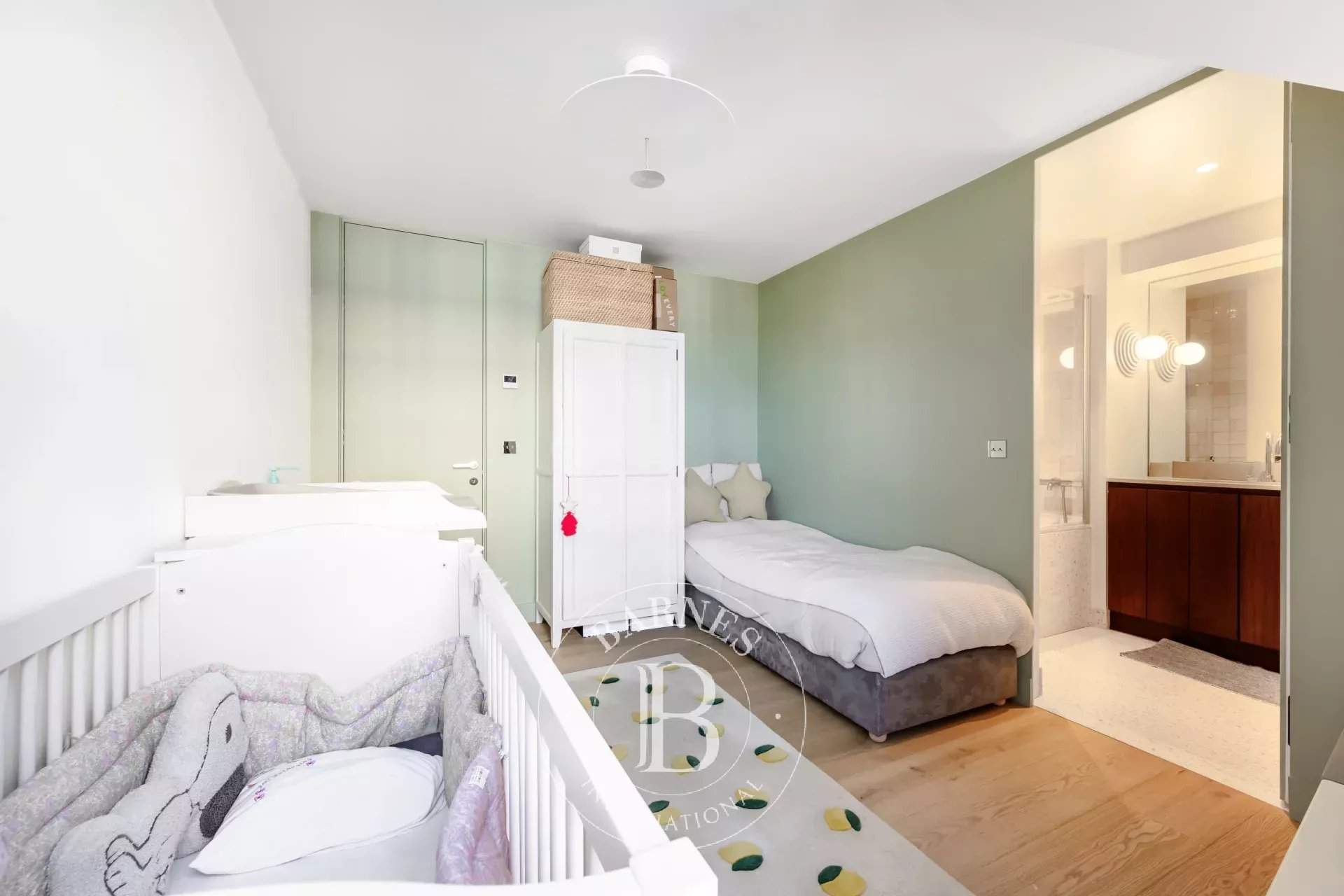 Paris  - Apartment 3 Bedrooms - picture 15