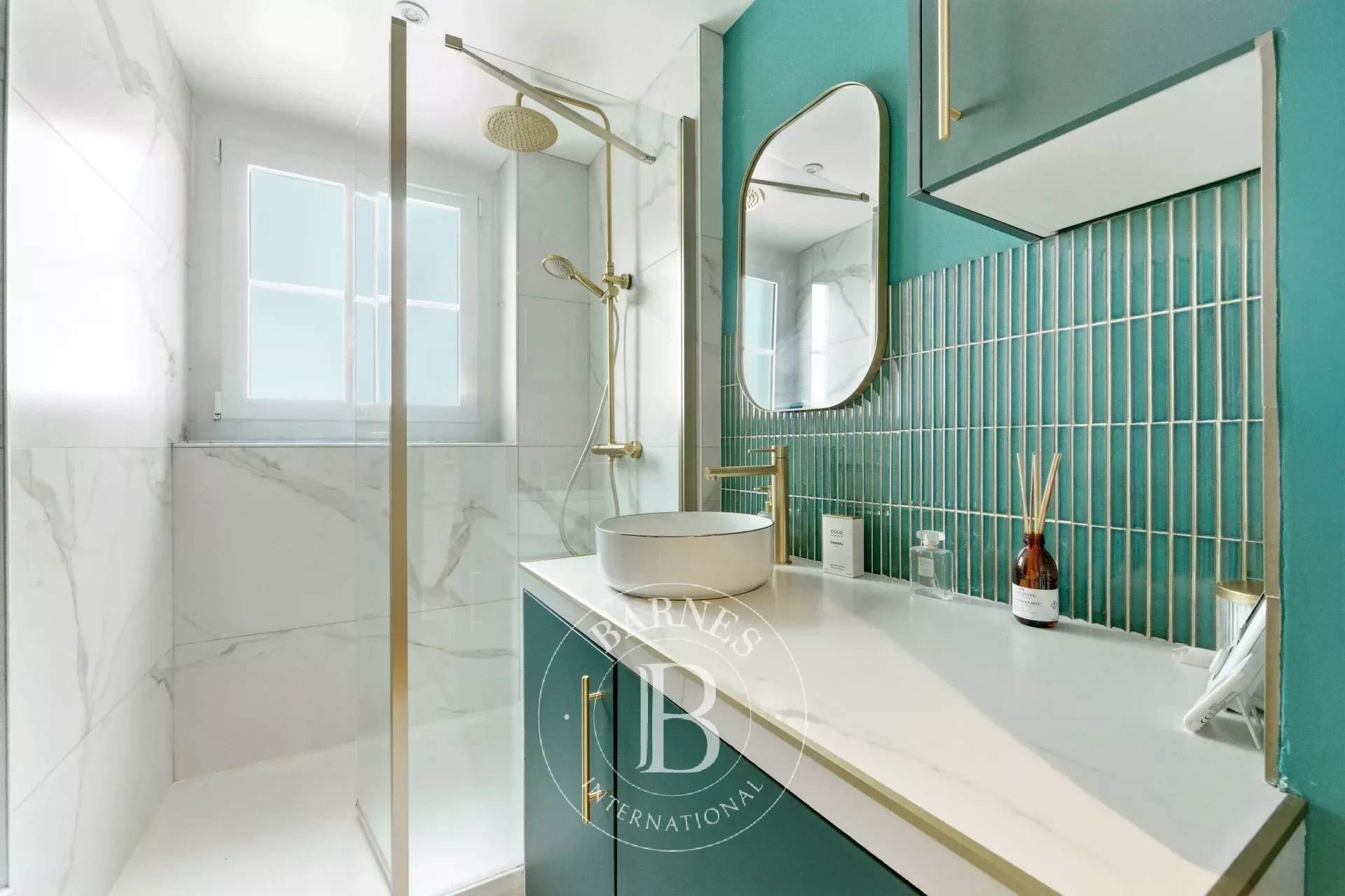 Paris  - Appartement 5 Pi&egrave;ces 2 Chambres - picture 11