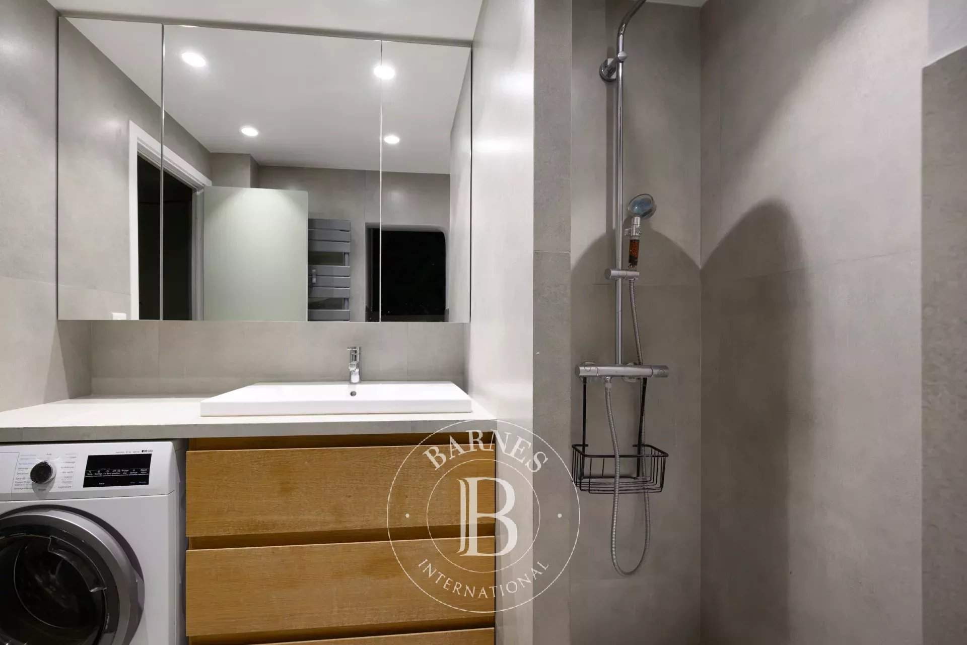 Paris  - Apartment 2 Bedrooms - picture 10