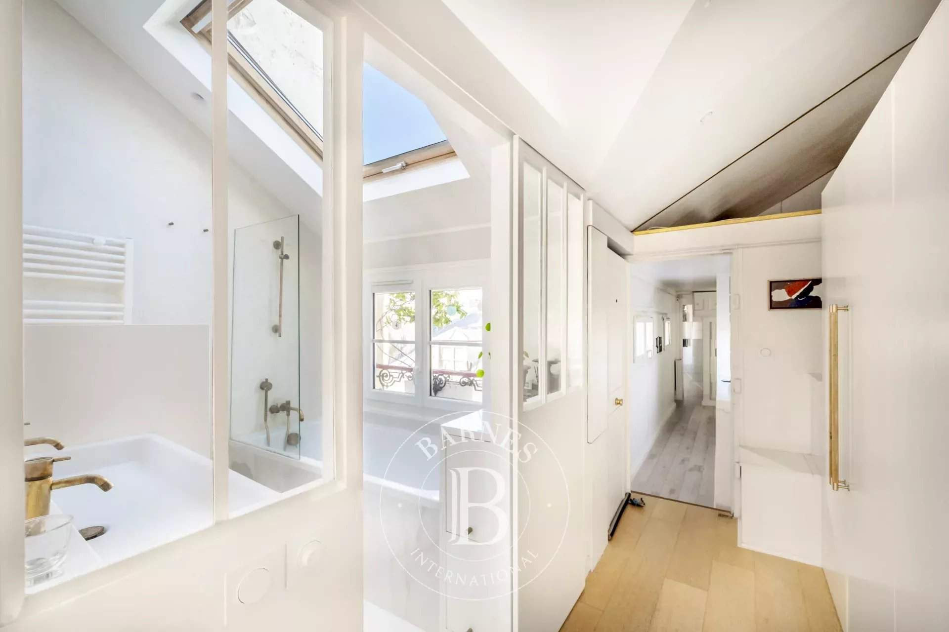 Paris  - Apartment 2 Bedrooms - picture 11